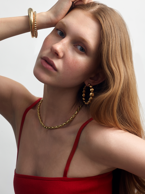 Roberto Coin Elegance: Iconic Designs in 18K Gold