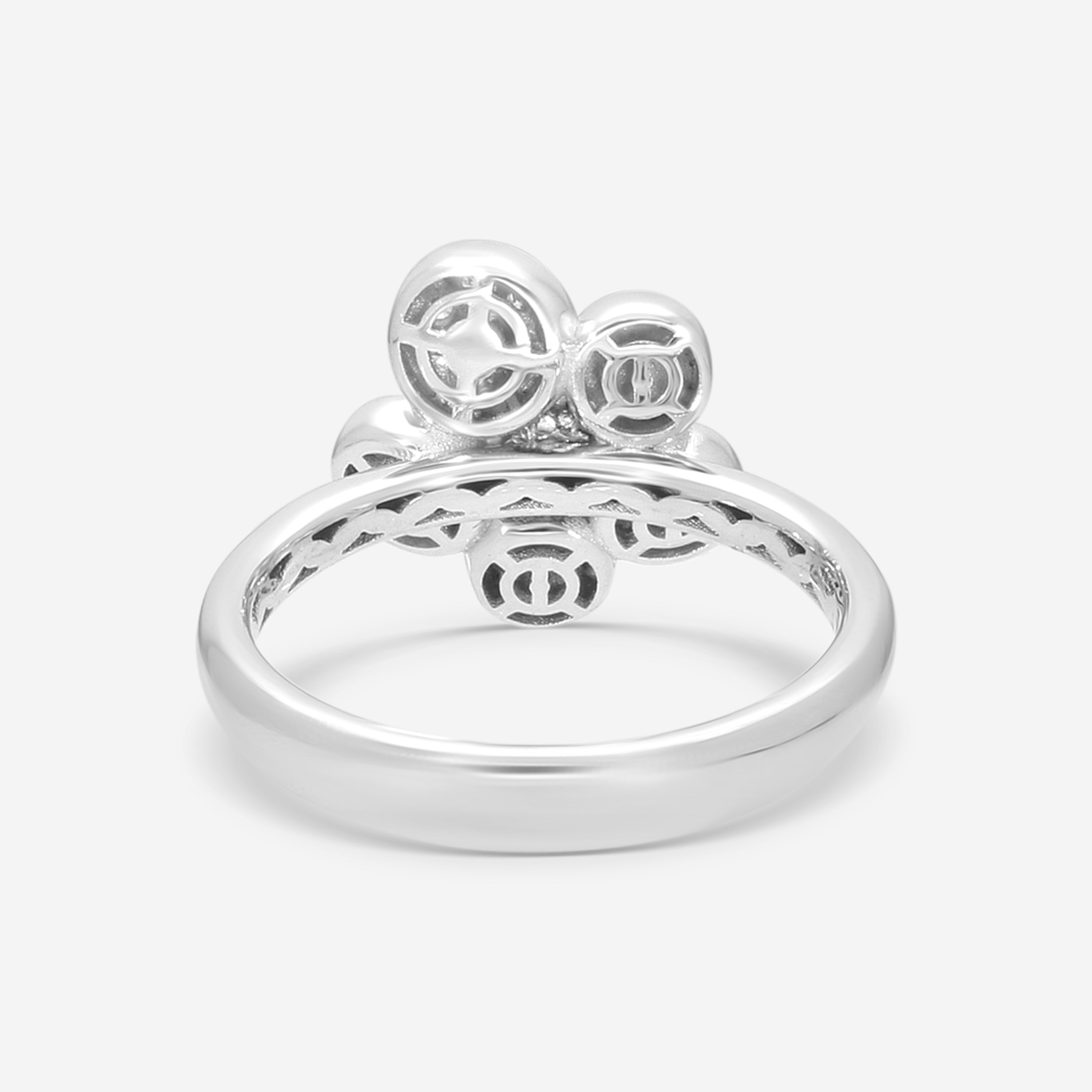 Crivelli Little Daisy 18K White Gold Diamond & Sapphire Ring Sz. 6.75 302-R799M-AN - THE SOLIST