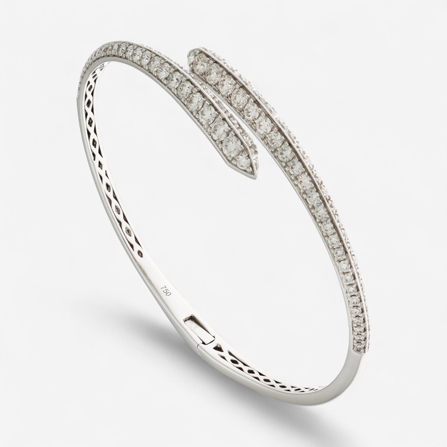 Alberto Milani 18K White Gold Diamond Bypass Cuff Bracelet G0061E