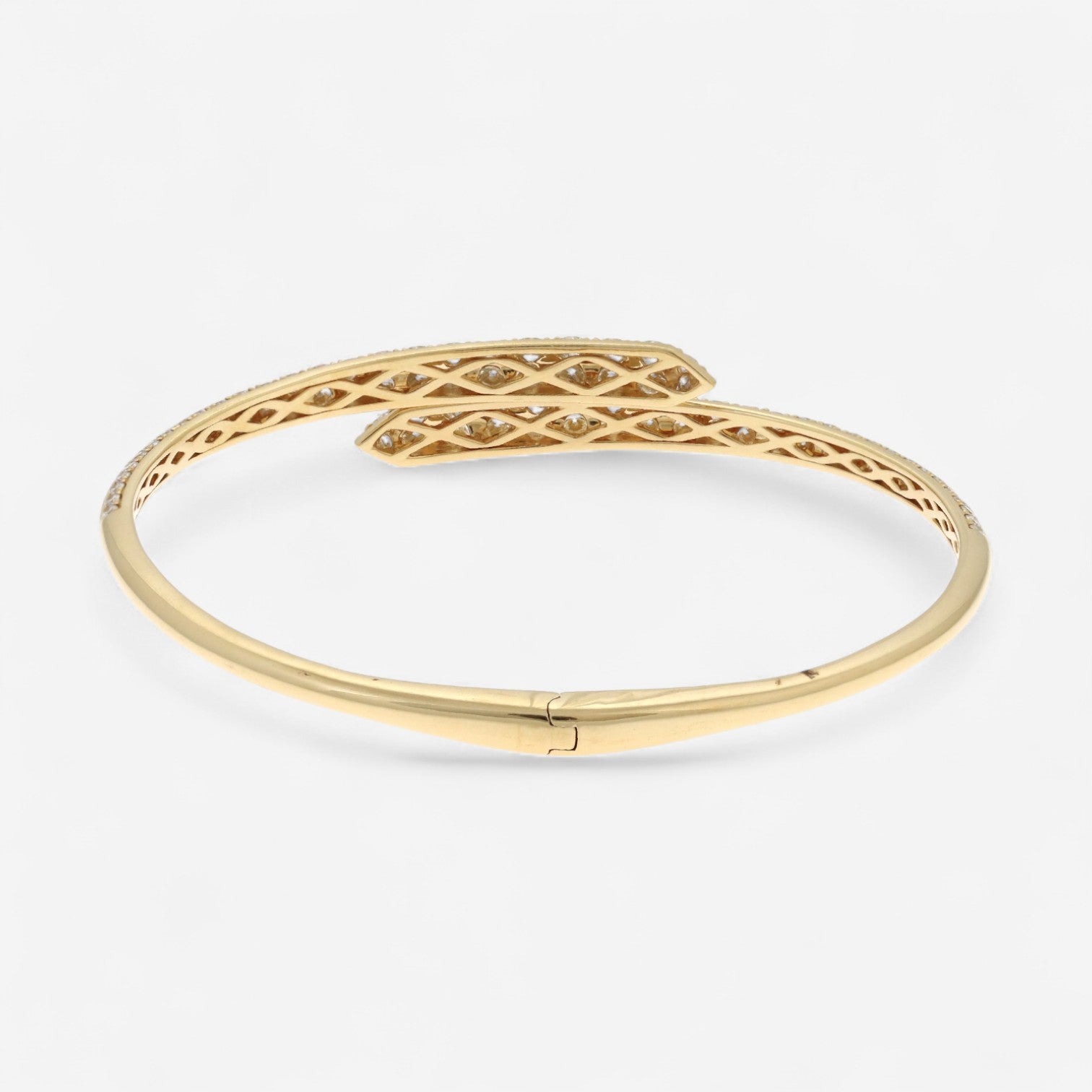 Alberto Milani 18K Yellow Gold Diamond Bypass Cuff Bracelet G0060E - THE SOLIST