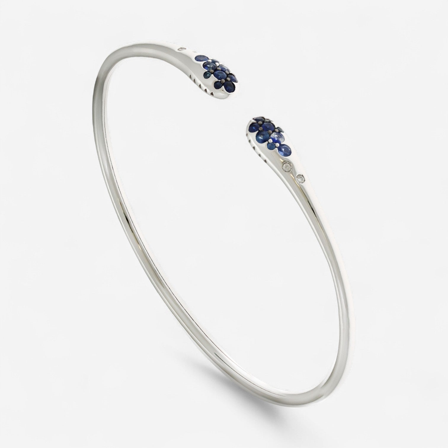 Alberto Milani Ombre 18K White Gold Diamond & Blue Sapphire Cuff Bracelet G0075E