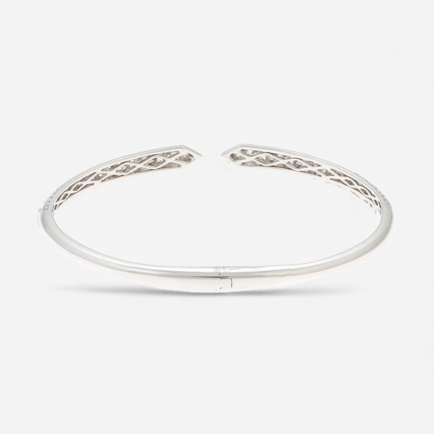 Alberto Milani 18K White Gold Diamond Cuff Bracelet G0076E