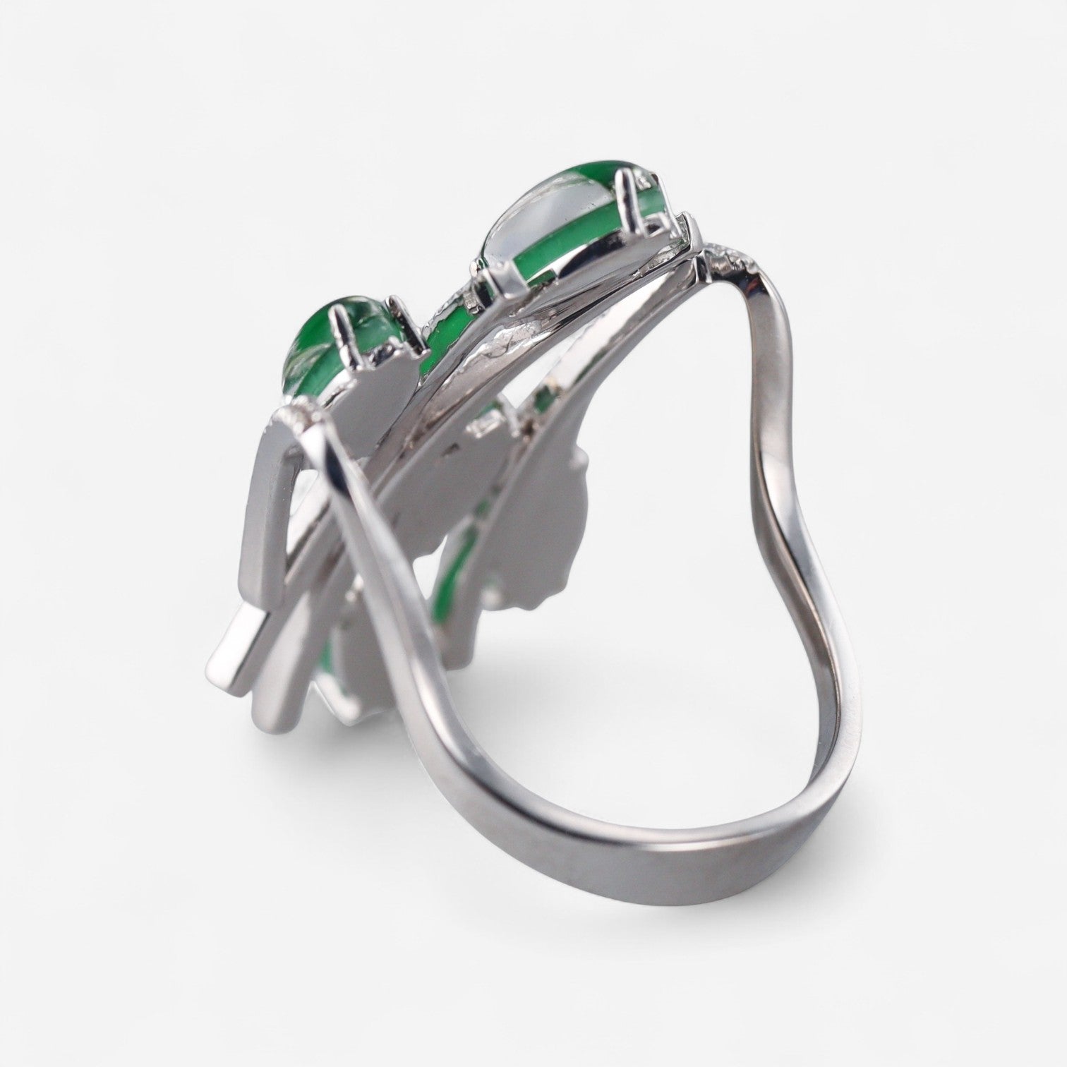 TAVANTI - 18KT White Gold, Brill, Green Adventurine+Rock  Crystal Ring ( Diamonds 0.49ctw G Si, Aventurine, Crystal)-JF-20-0095F - 132
Ring size 7.5, top 30mm x 23mm. - THE SOLIST
