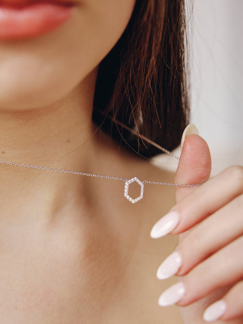 Hearts on Fire: The World's Most Perfectly Cut Diamond