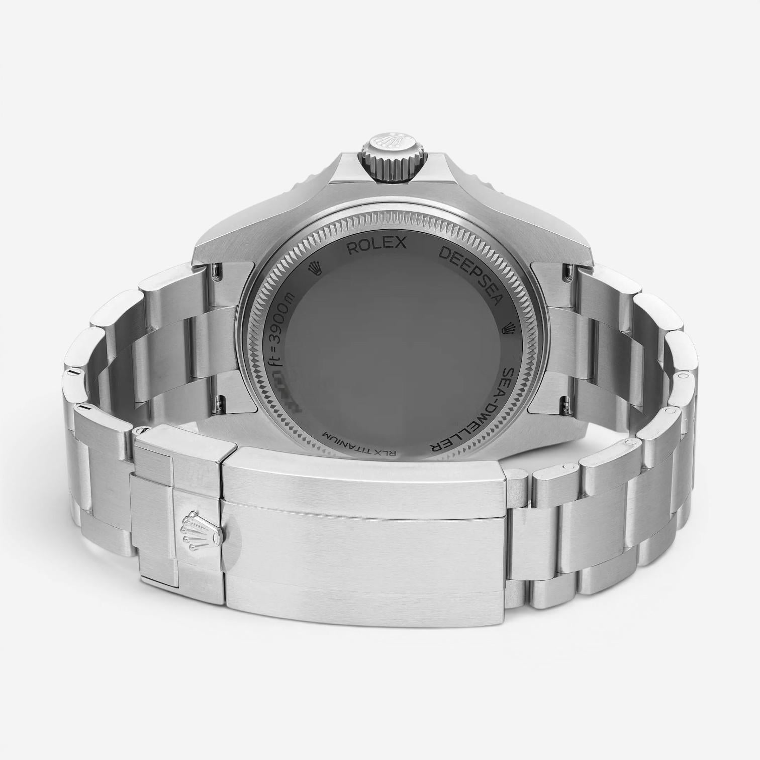 Rolex Sea-Dweller Stainless Steel Automatic Men's Watch 136660
