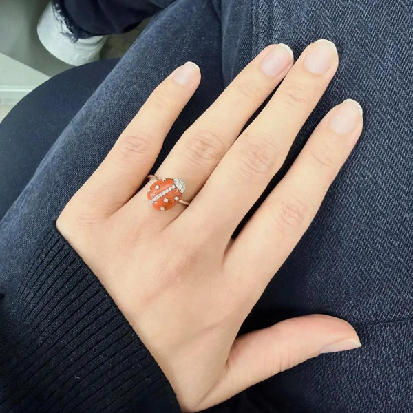 Giovanni Ferraris Ladybird 18K White Gold Coral & Diamond Ring Sz. 7.5 046950