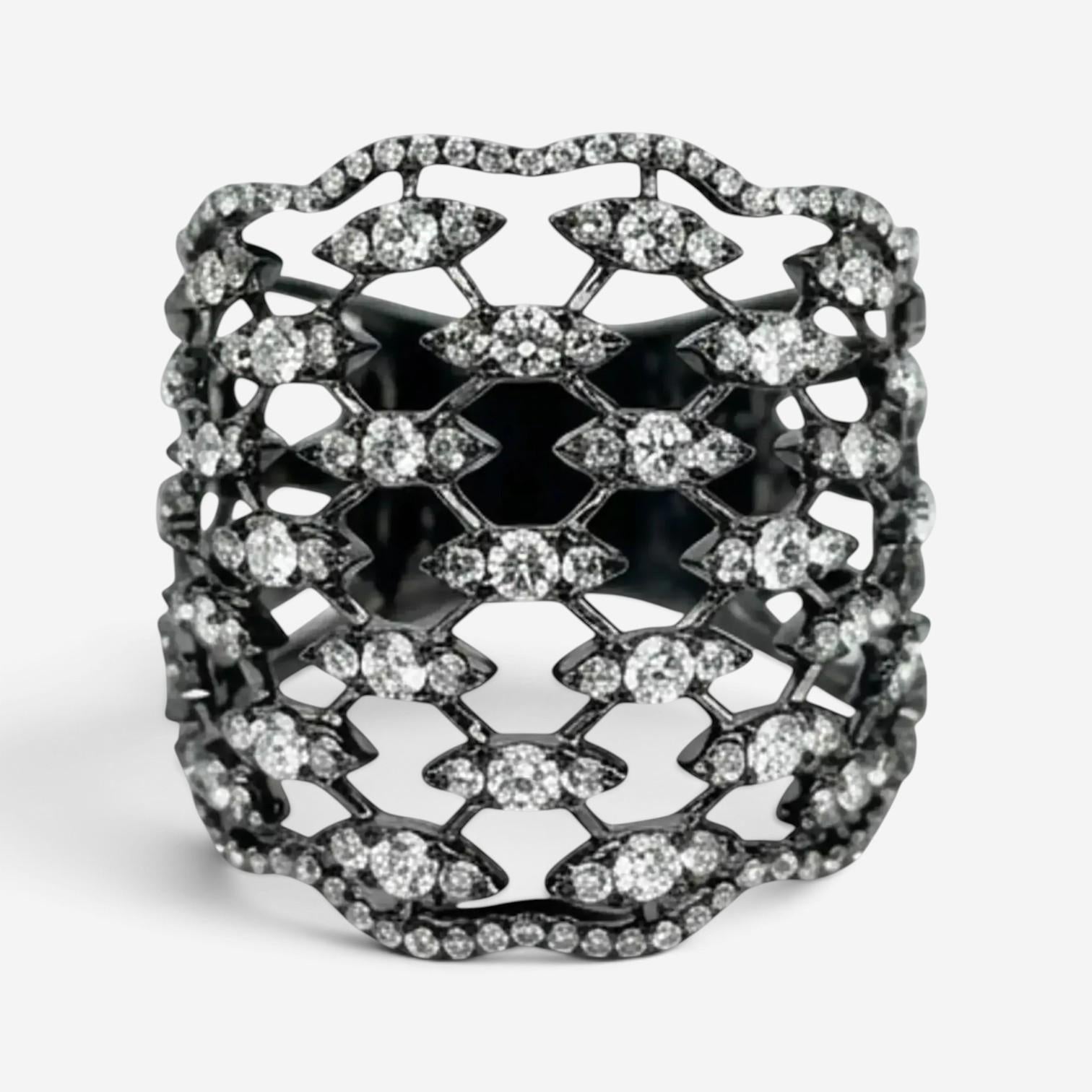 Crivelli Fascia Bombata Griffata 18K White Gold & Rhodium Diamond Ring Sz. 6 047