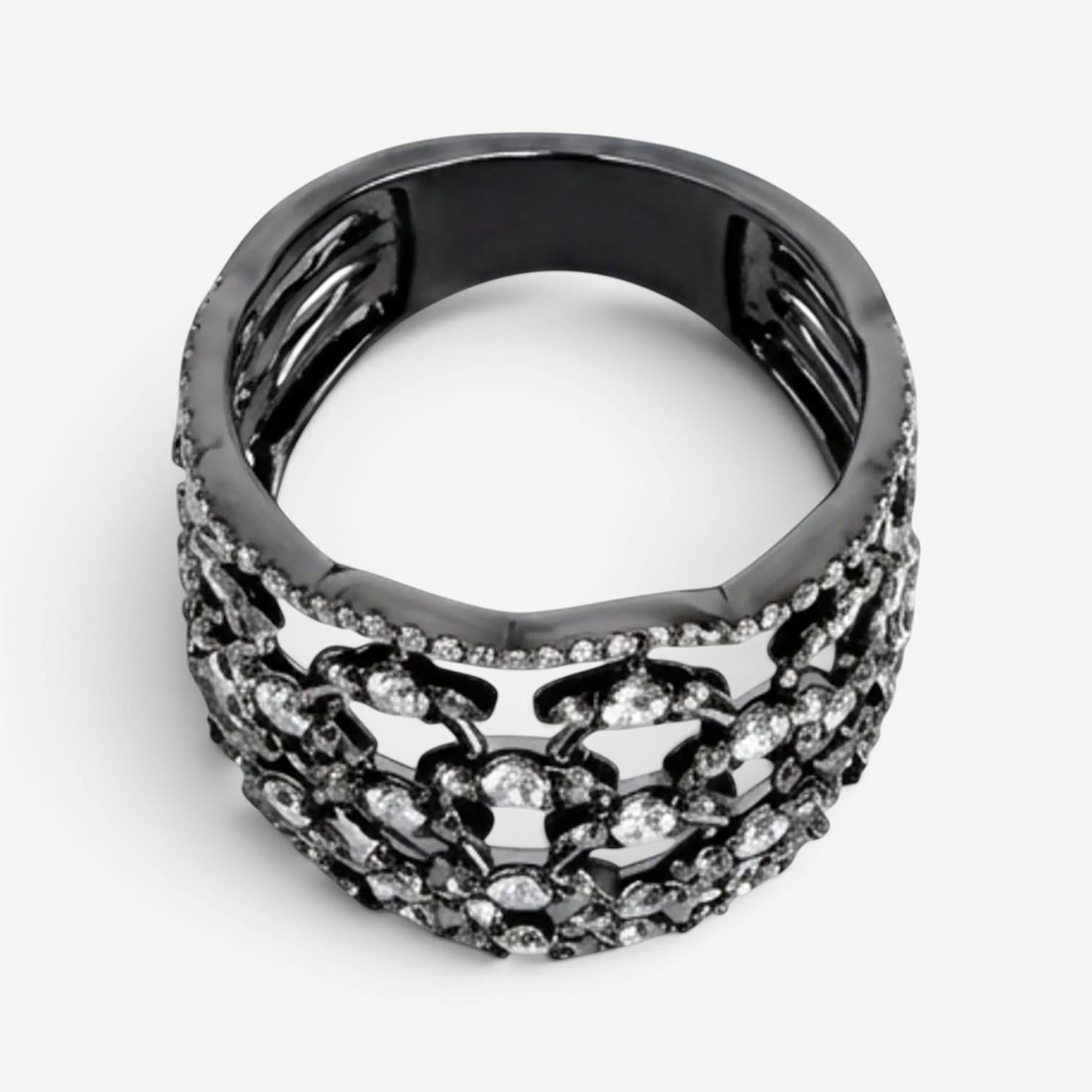 Crivelli Fascia Bombata Griffata 18K White Gold & Rhodium Diamond Ring Sz. 6 047
