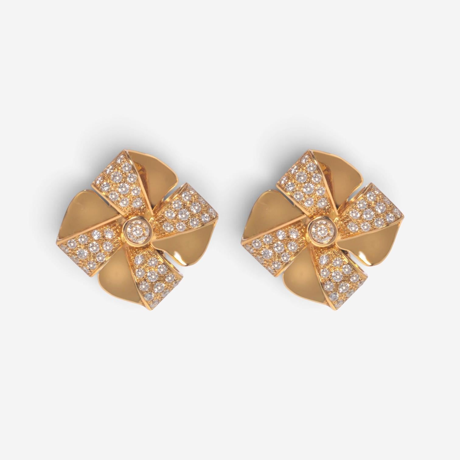 Luca Carati 18K Yellow Gold Diamond Flower Earrings 048309