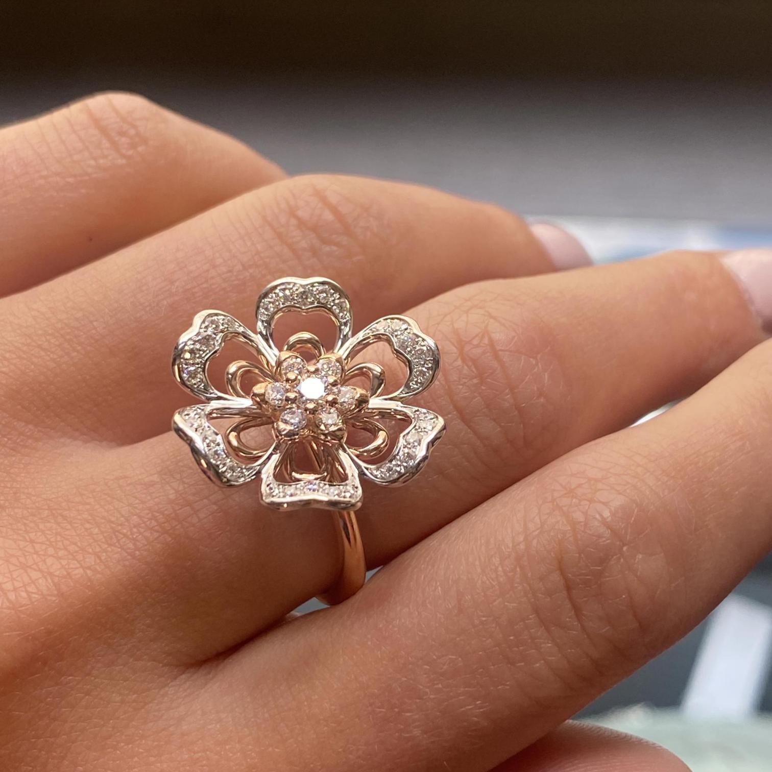 Luca Carati 18K Rose & White Gold Diamond Flower Cocktail Ring Sz. 7 048315