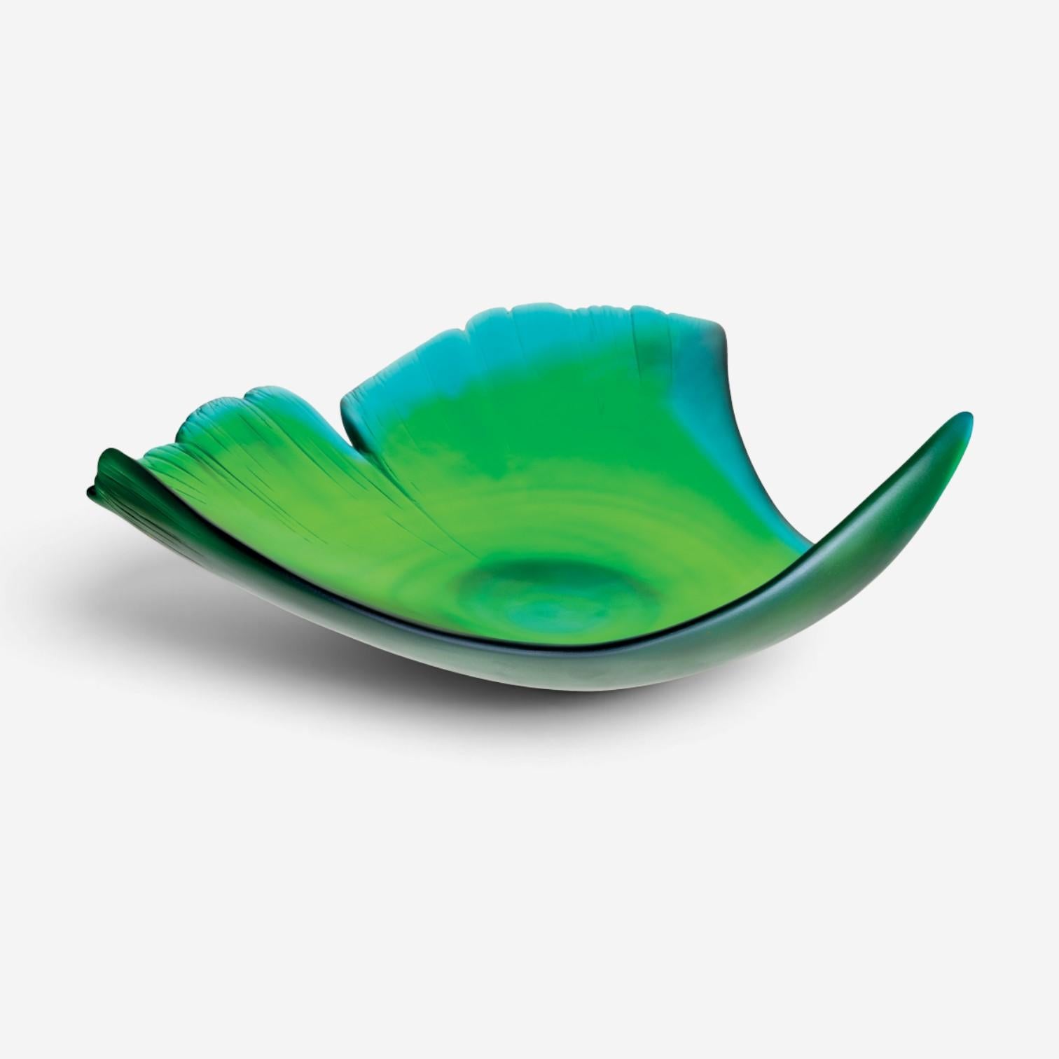Daum Ginkgo Large Green Crystal Leaf Bowl Centerpiece 05578-1