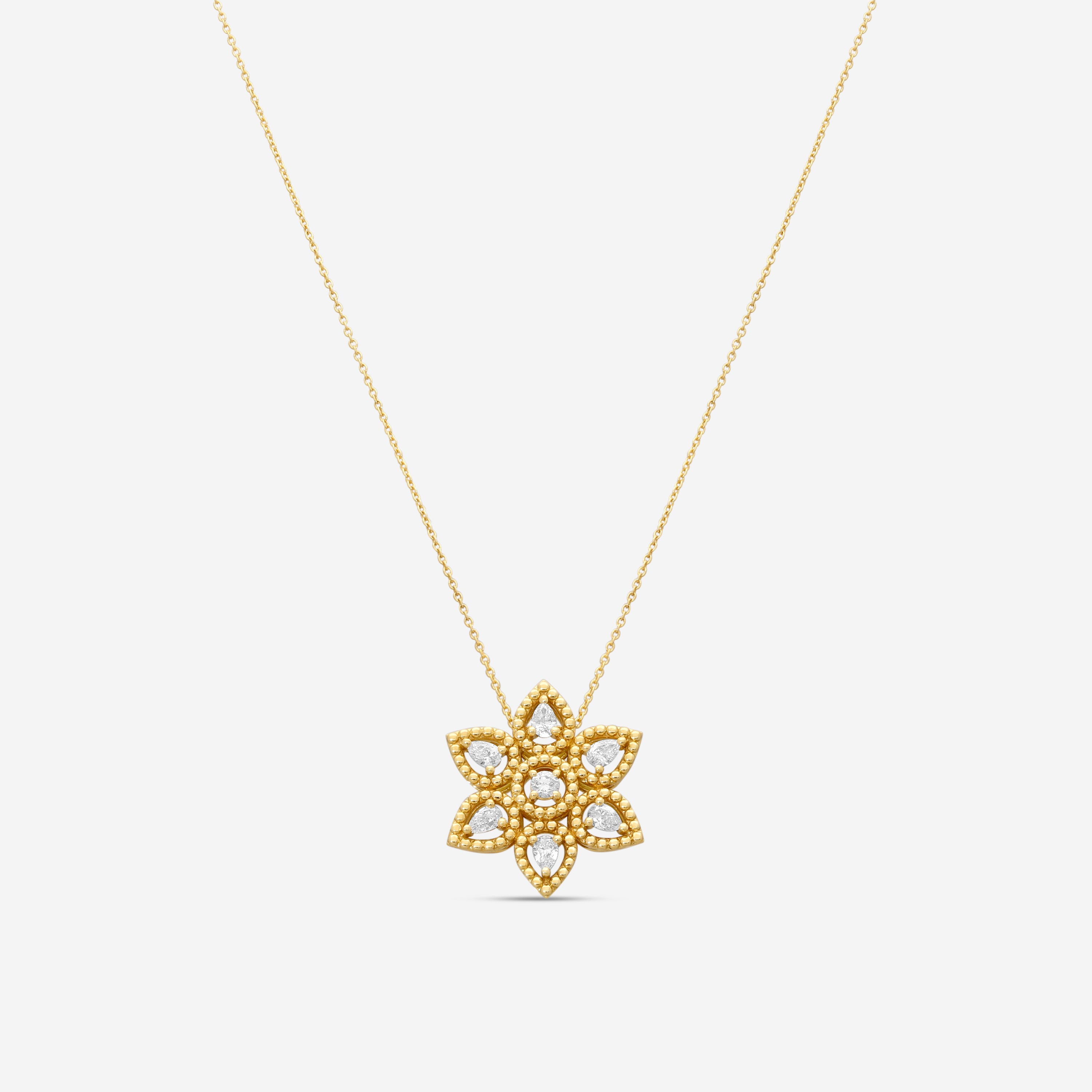 Roberto Coin Dolcetto 18K Yellow Gold Diamond Star Pendant Necklace 111493AYCHX0 - THE SOLIST