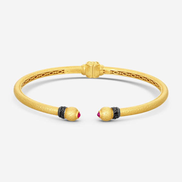 KONSTANTINO - "Callas" (Cuff) - 18K Gold Blk Diamond Ruby Bracelet - BLK DIA: 0.54ctw.; Ruby, 0.09Ct - BMK07063-18KT-516

Length: 6.5 INCHES
Retail $5,710.00 - THE SOLIST