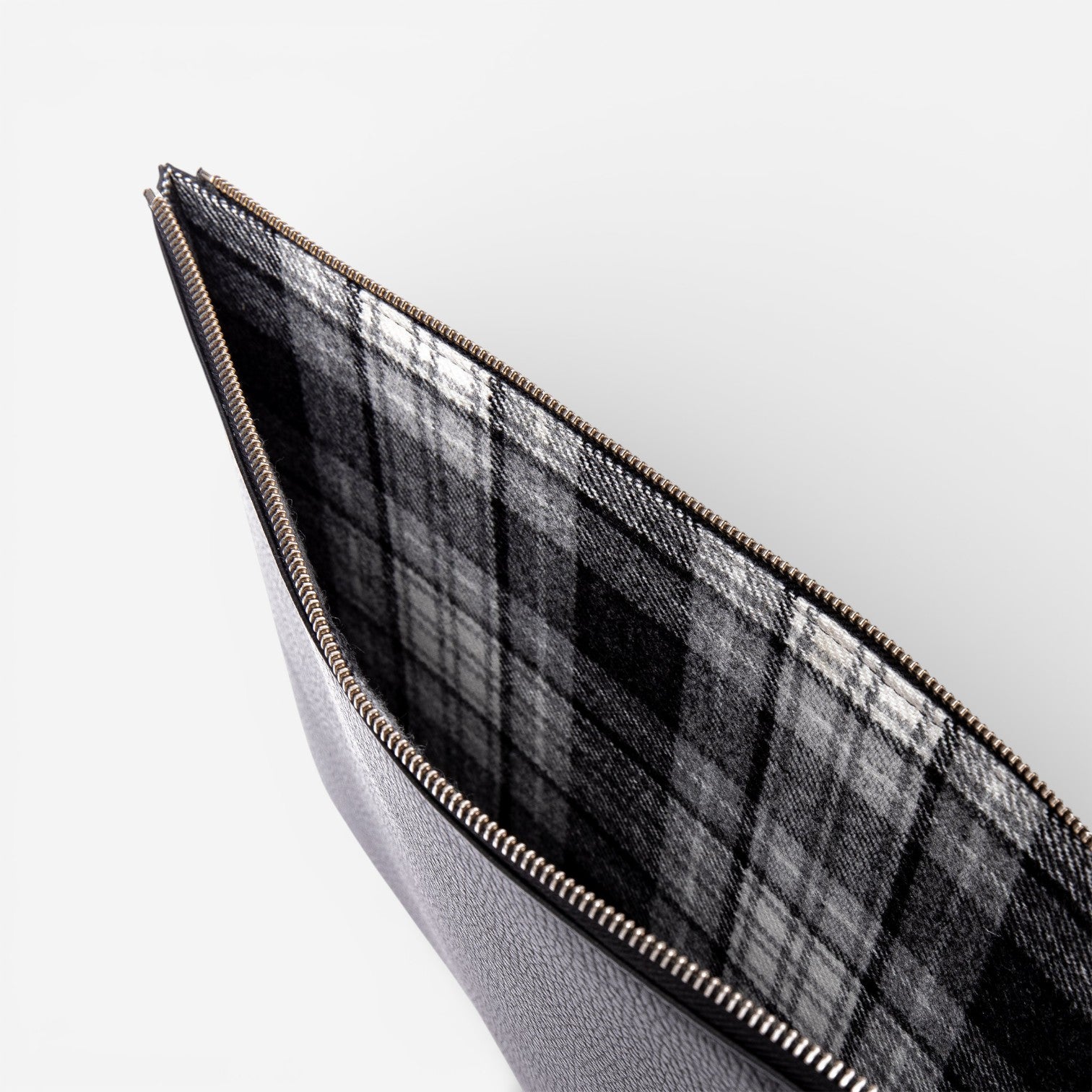 Rapport X Johnsons of Elgin Black Leather Portfolio Case DJ11 - THE SOLIST