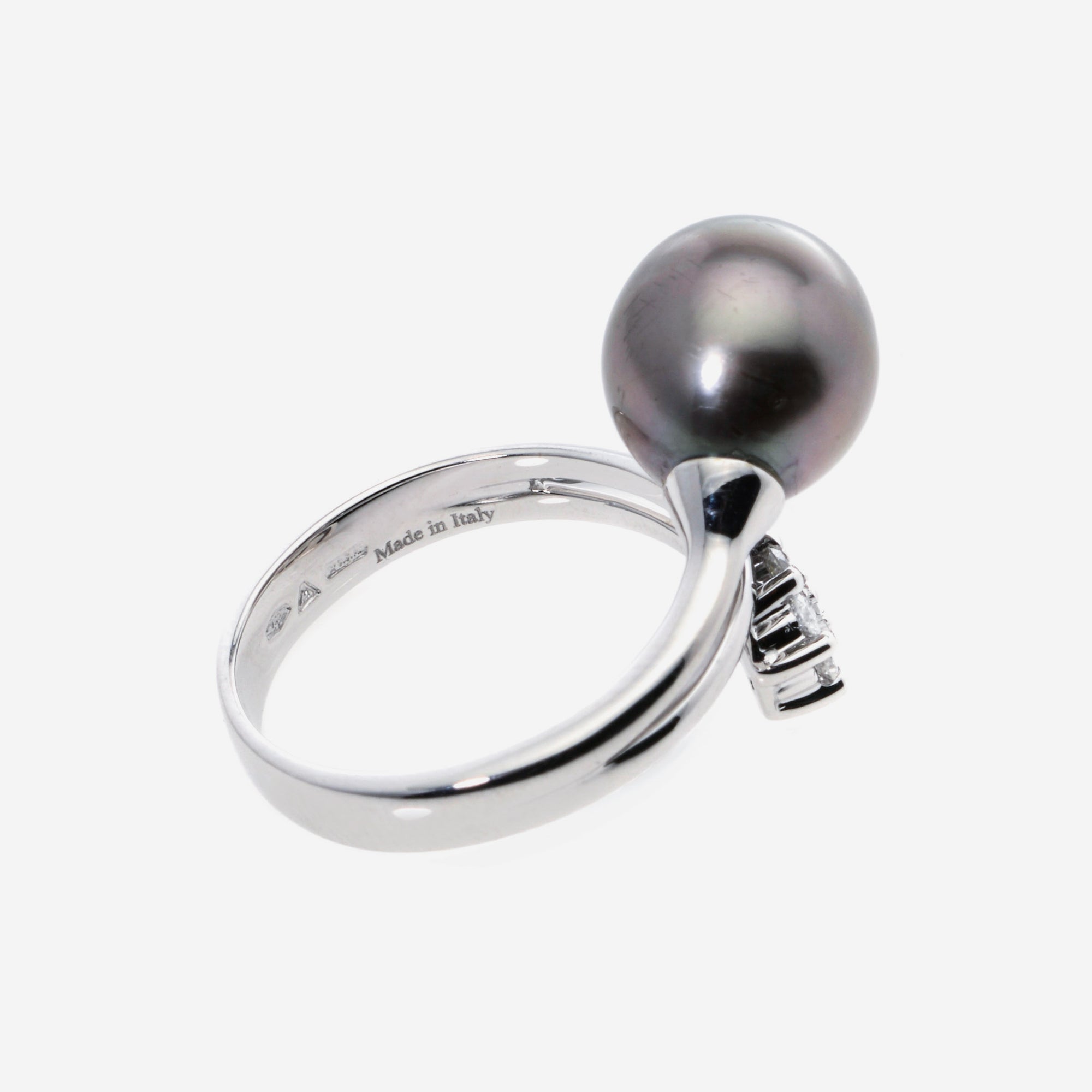 Damiani Le Perle 18K White Gold, Black Pearl 1.70ct. tw. and Diamond 0.27ct. tw. Cocktail Ring Sz. 7.5 20016940 - THE SOLIST