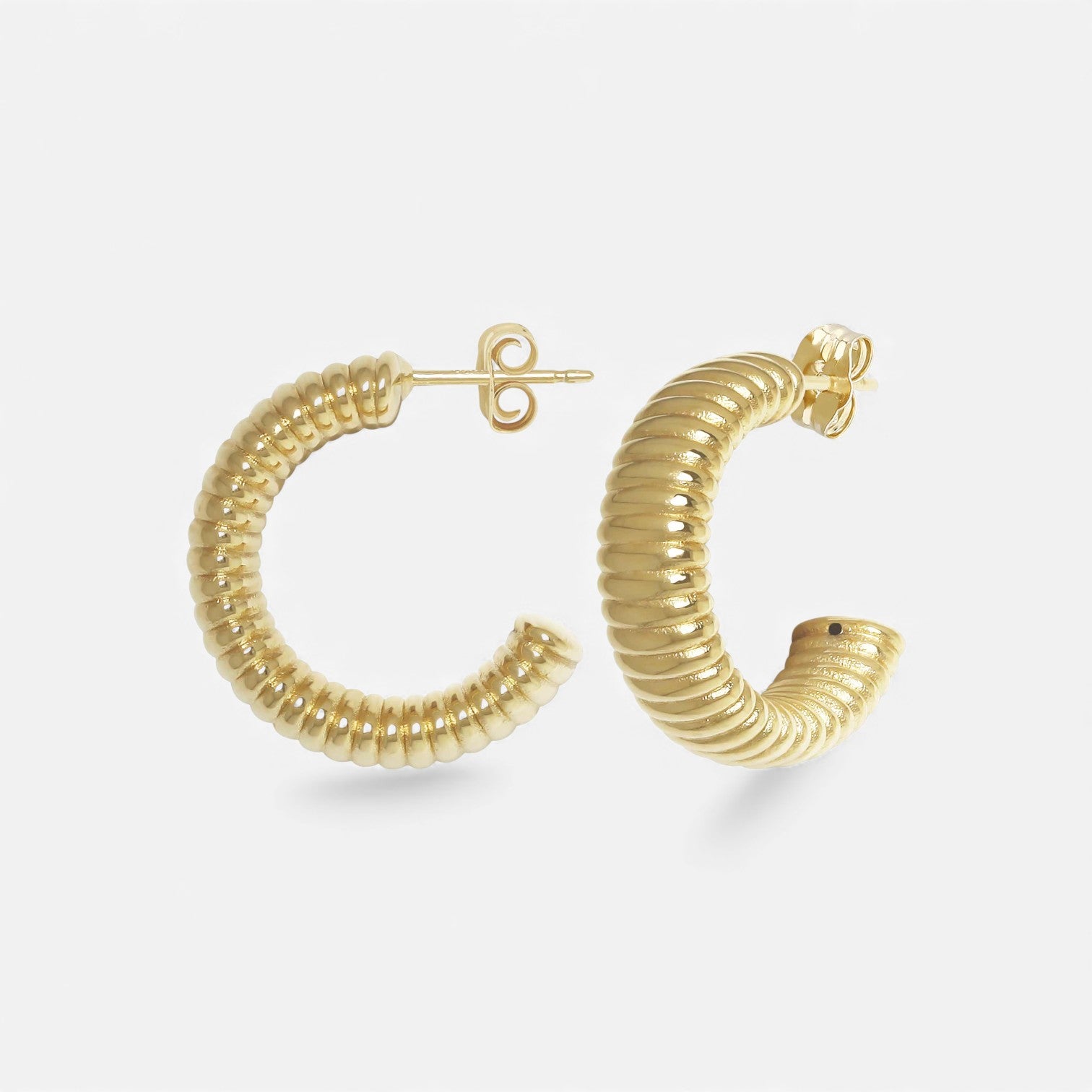 14K Yellow Gold Ribbed Hoop Earrings 21/3409