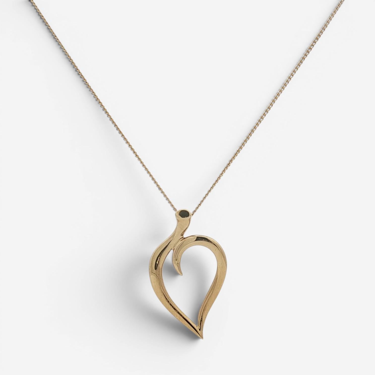 Tiffany & Co. Leaf Heart 18K Yellow Gold Pendant Necklace Leaf
