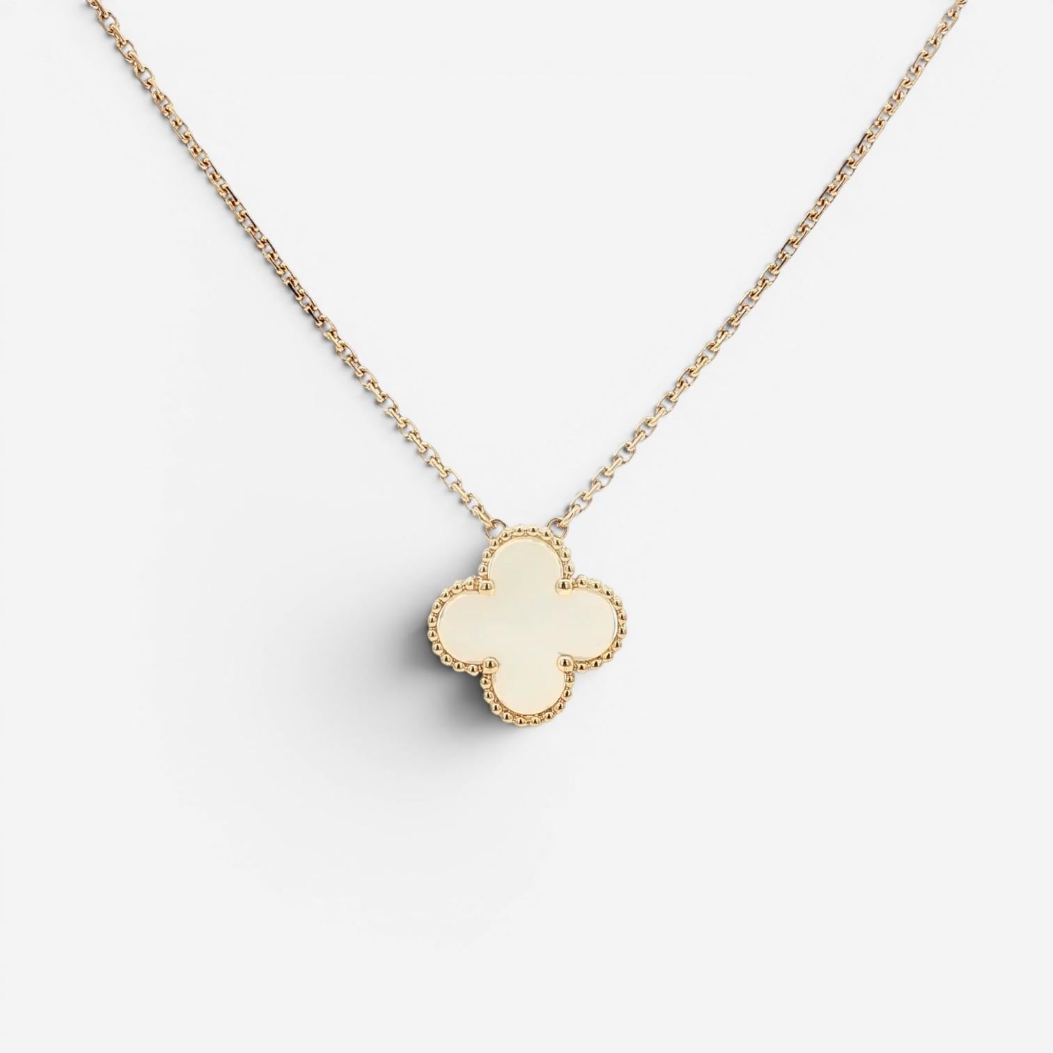 Van Cleef & Arpels Vintage Alhambra 18K Yellow Gold Pendant Necklace JE706901