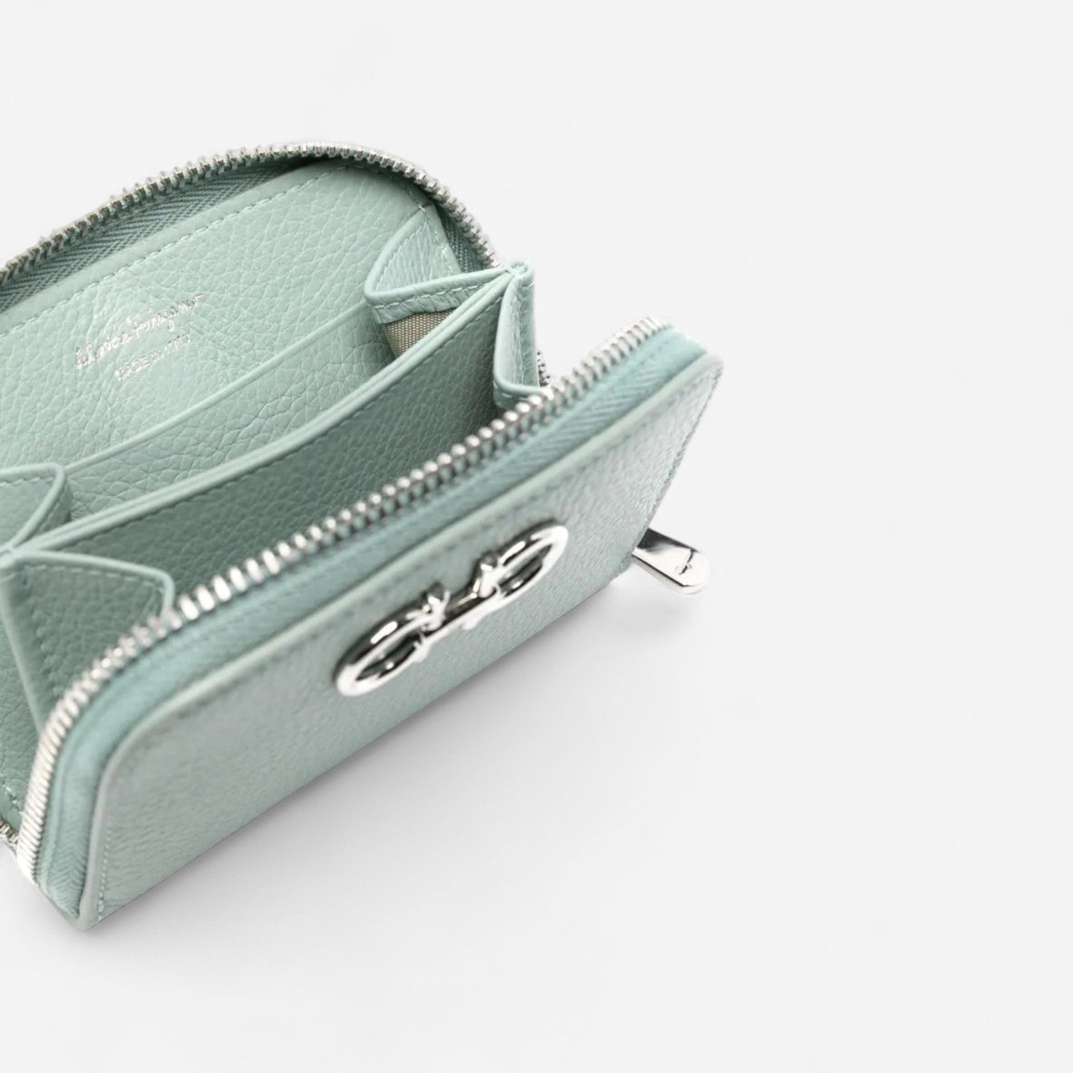 Ferragamo Gancini Green Leather Zip Wallet 8056283507295