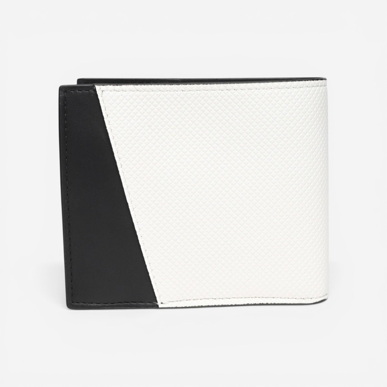 Bottega Veneta White & Black Leather Logo Embossed Bifold Wallet 575869VMAW49076