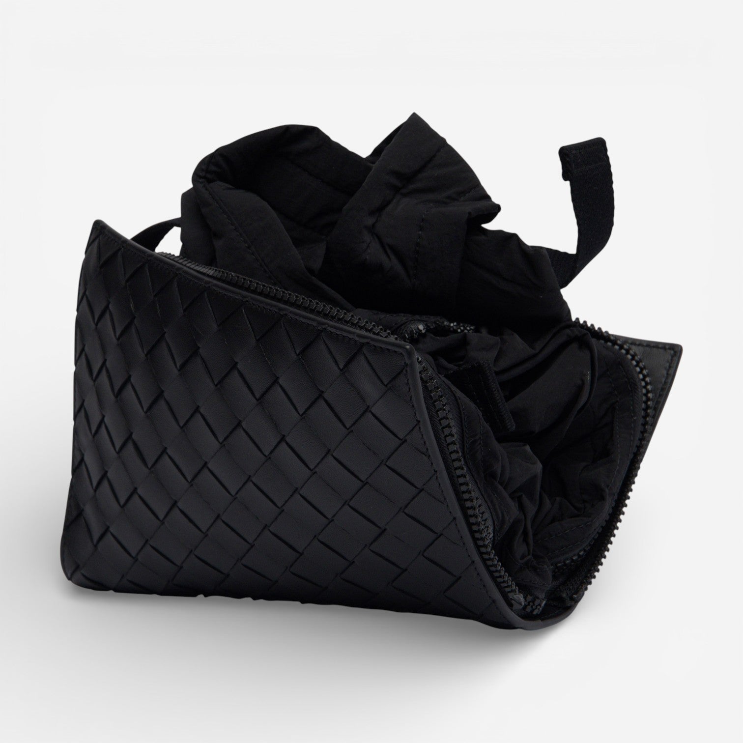 Bottega Veneta Black Leather Backpack 8091307422 - THE SOLIST