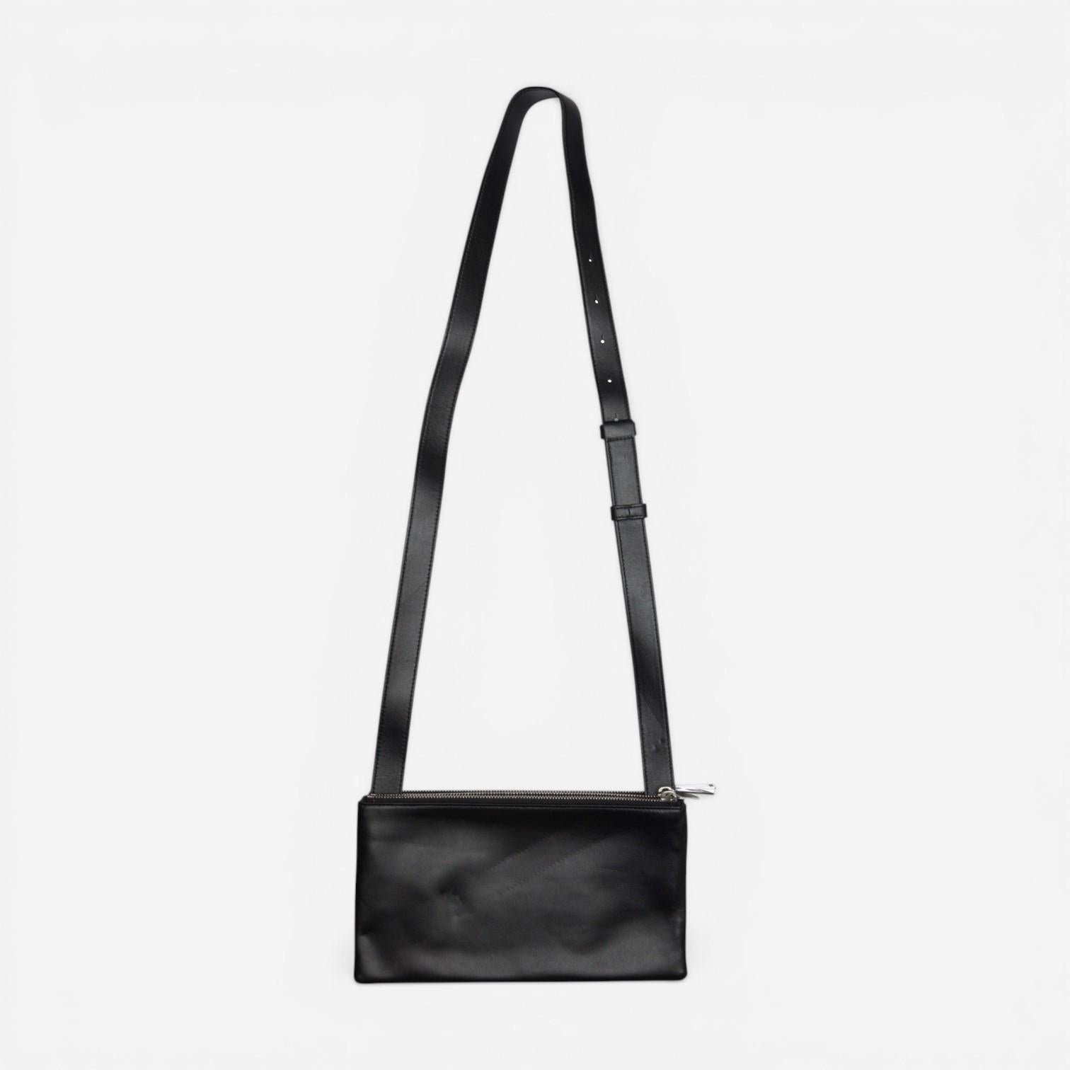 Bottega Veneta Black Leather Antarsio Crossbody Bag 620360VCRE28803