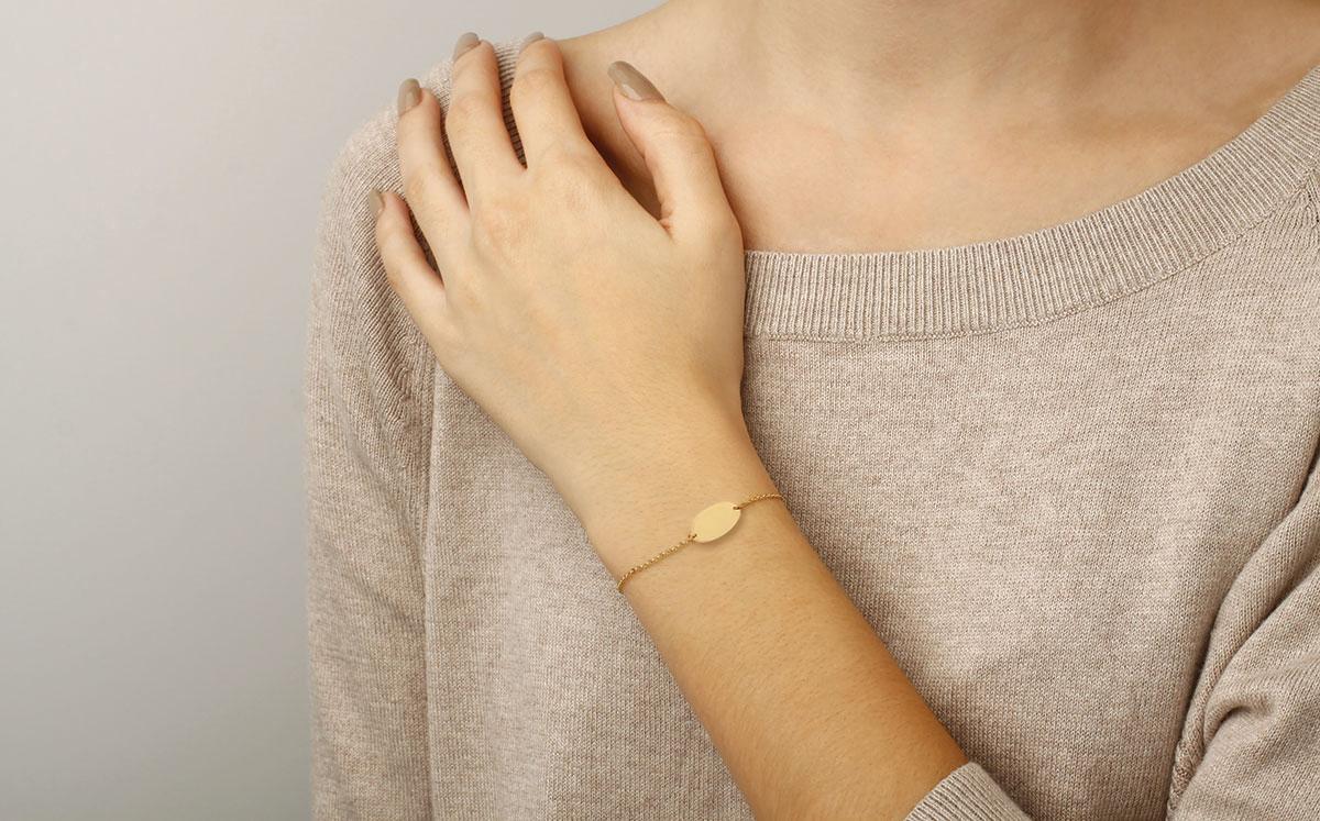 14K Yellow Gold 17mm Oval Disc Chain Bracelet 9025649