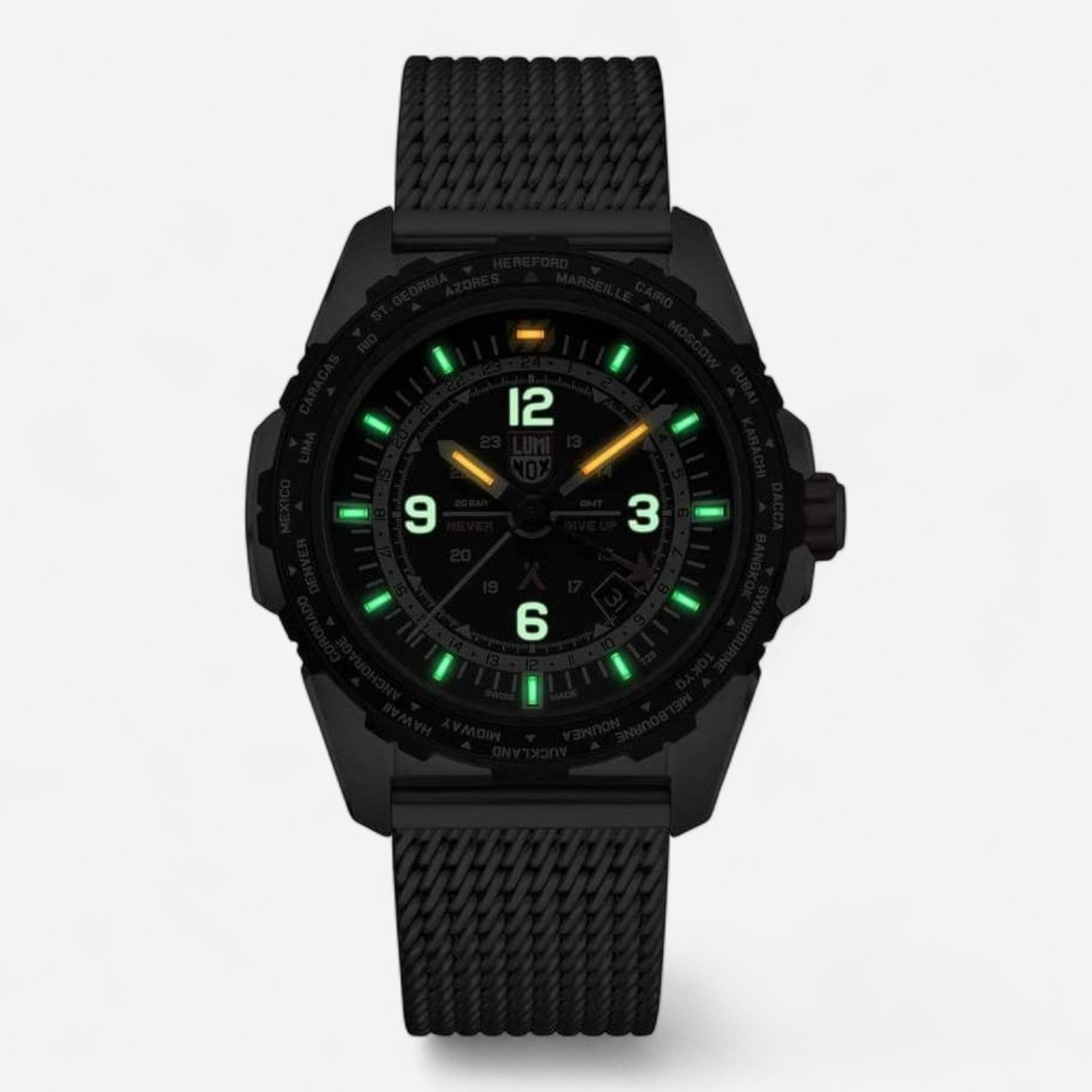 Luminox Bear Grylls Survival 