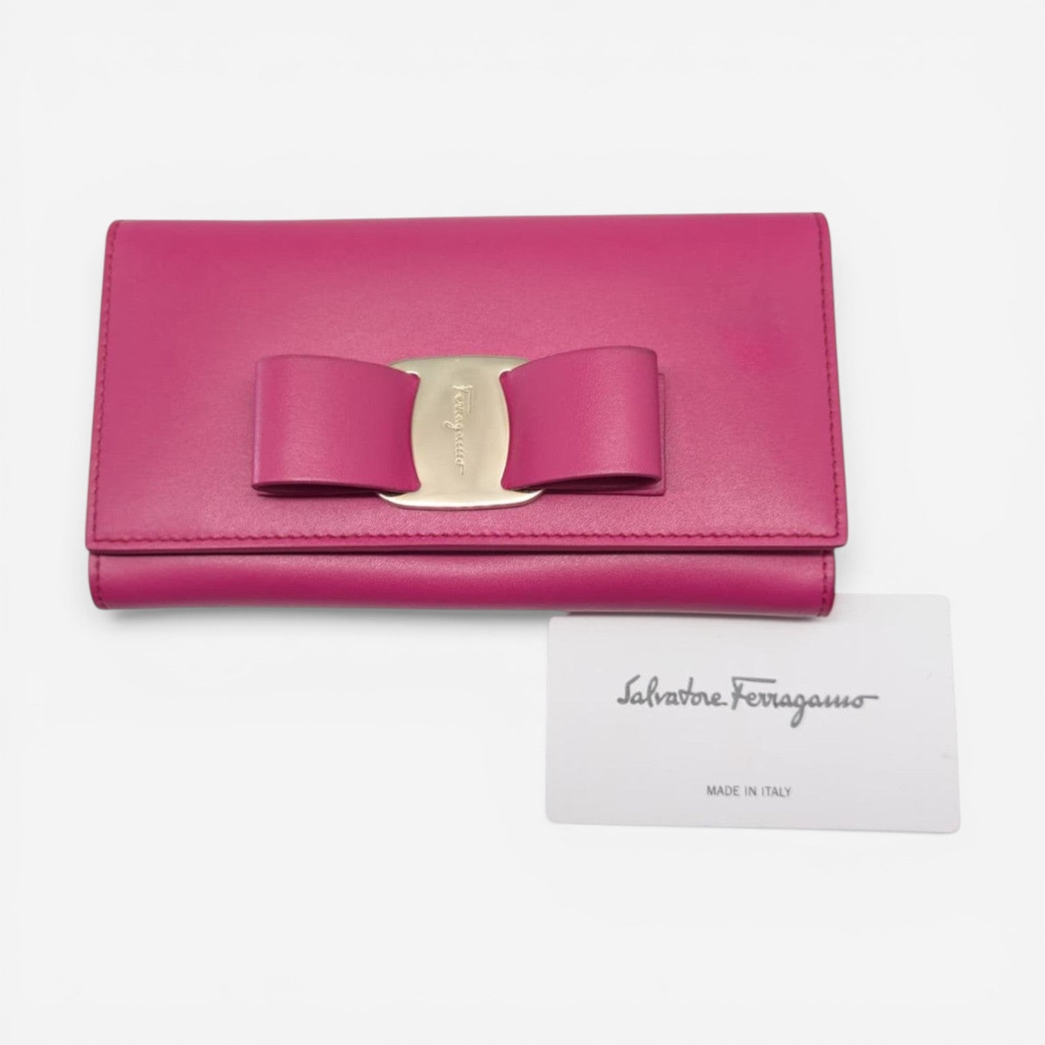 Salvatore Ferragamo Vara Women's 705292 Pink Wallet With Chain MSRP $795 - THE SOLIST
