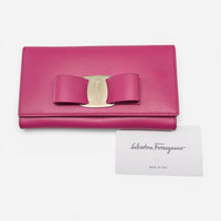 Salvatore Ferragamo Vara Women's 705292 Pink Wallet With Chain MSRP $795 - THE SOLIST