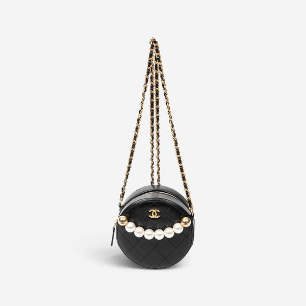 Chanel Black Quilted Lambskin Leather Front Pearl Round Chain Clutch AAW6884