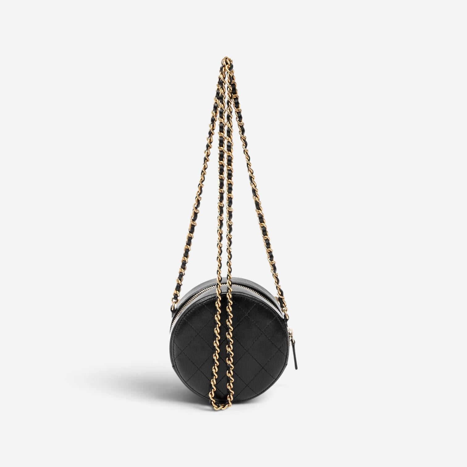 Chanel Black Quilted Lambskin Leather Front Pearl Round Chain Clutch AAW6884