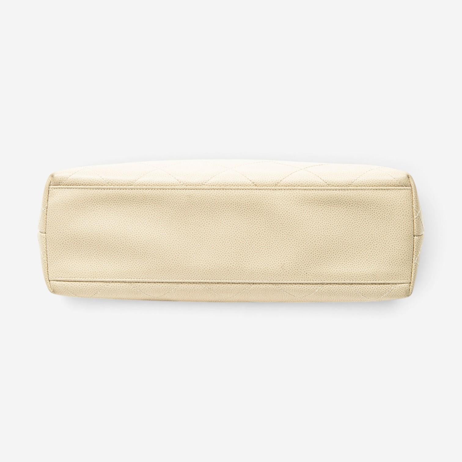 Chanel CC Ivory/Brown Calf Leather Wood Handle Tote ABD2842