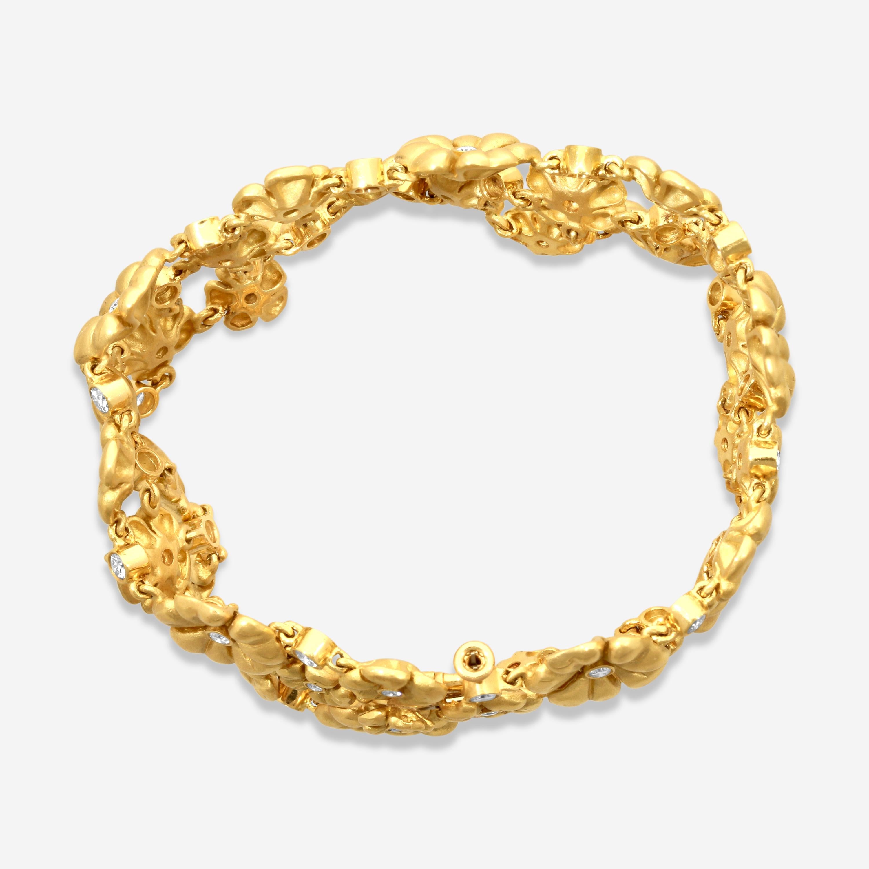 Suna 18K Yellow Gold Diamond Blossom Bracelet B3721Y