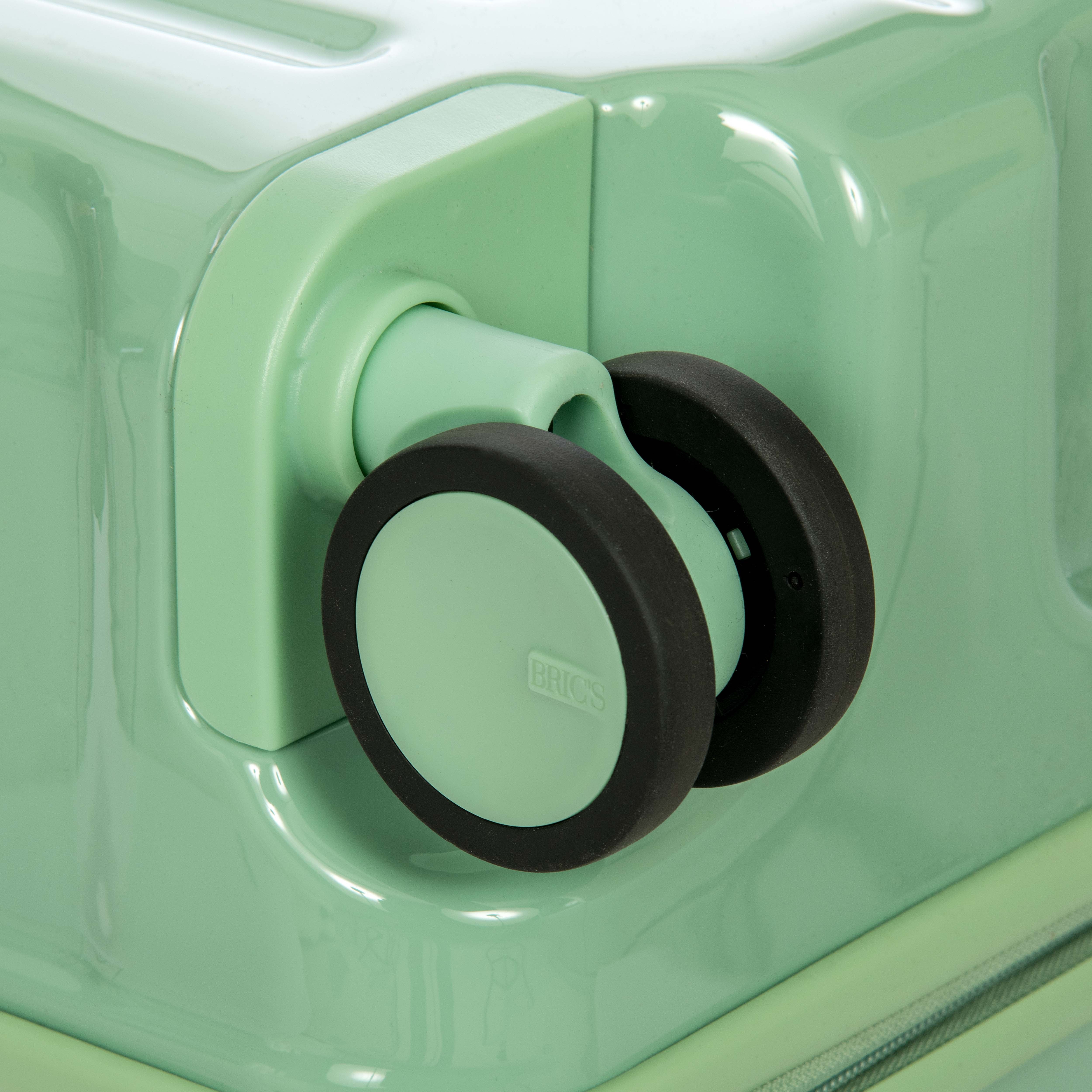 Bric’s Bellagio Spinner 32