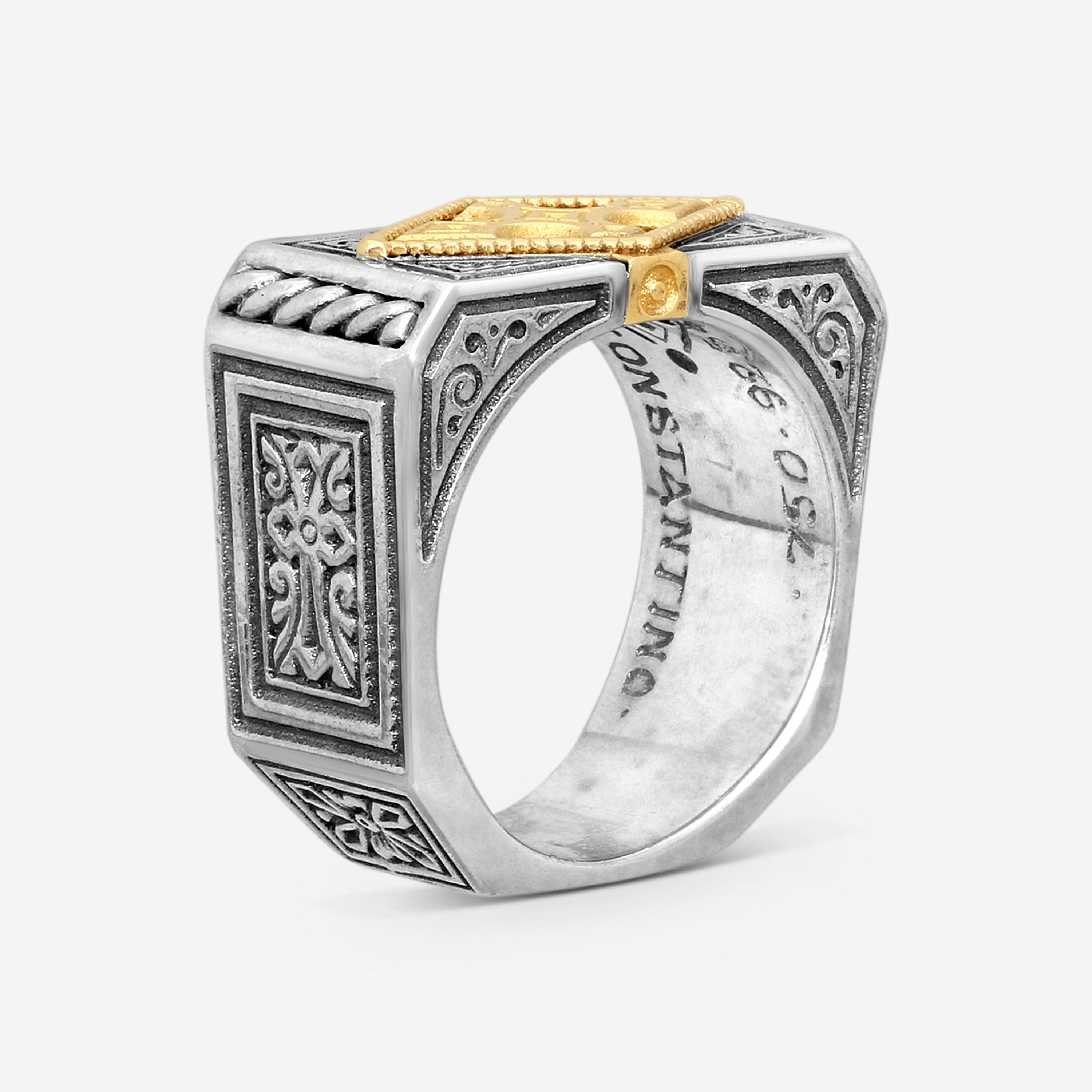 KONSTANTINO – “Stavros” Sterling Silver & 18K Yellow Gold Ring – DKJ833-130 S10

Ring Size: 10.0
Width: 0.38 in. - THE SOLIST