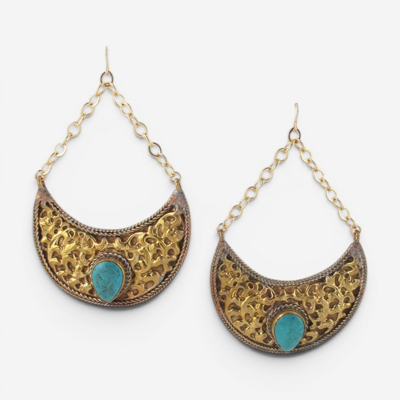Devon Leigh 24K Yellow Gold Plated Brass Turquoise Dangle Earrings E3457