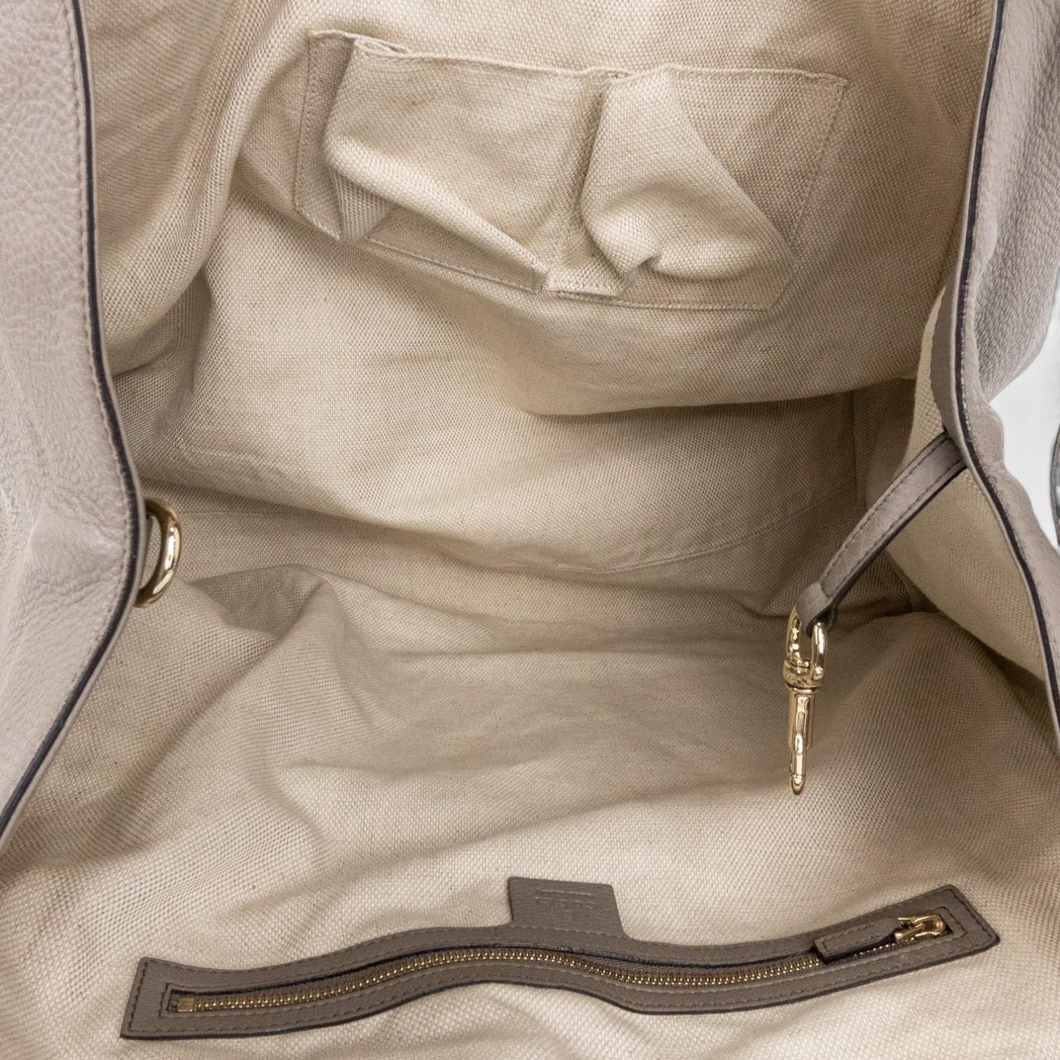 Gucci Soho Gray Grained Calfskin Leather Hobo Bag GTA0654