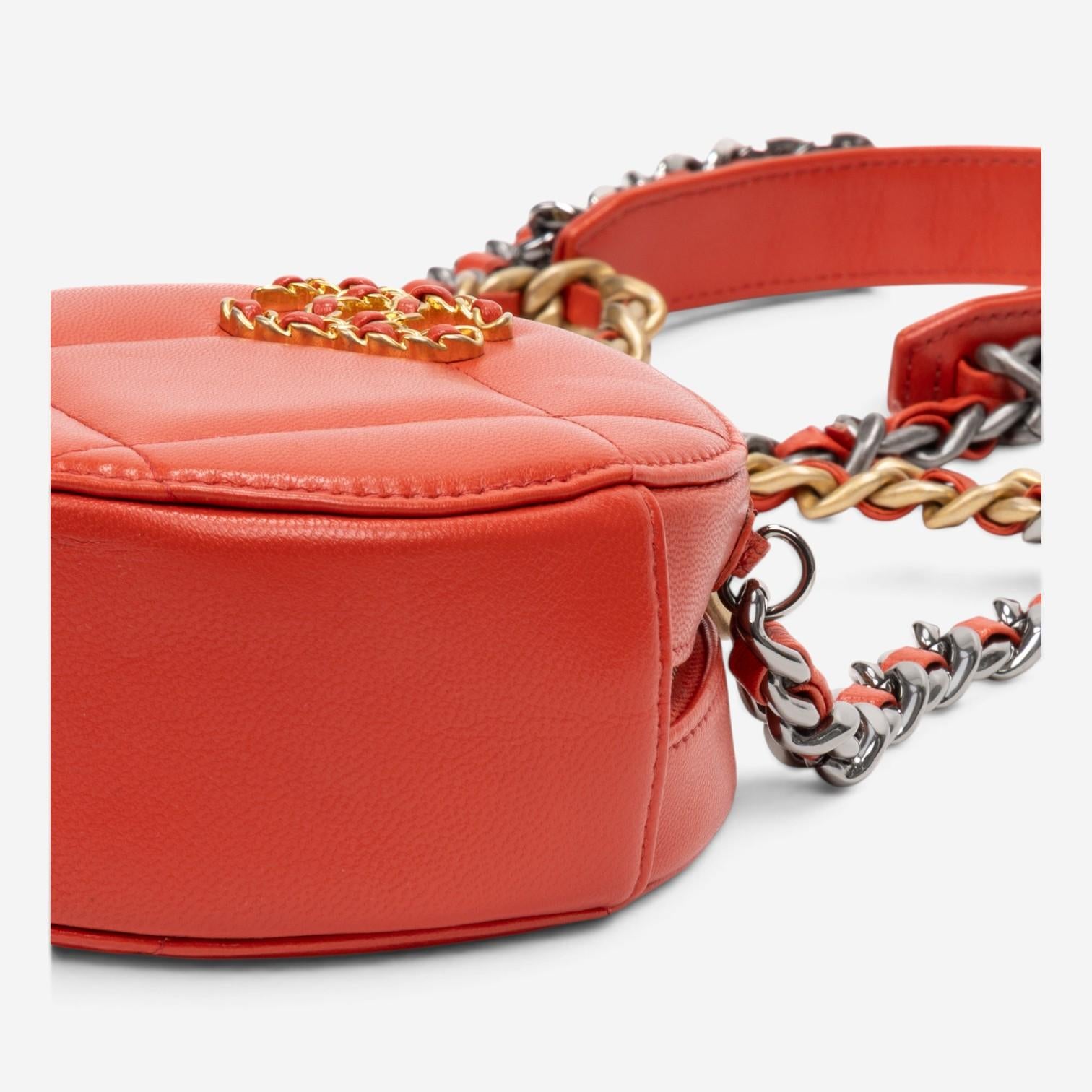 Chanel Red Lambskin 19 Round Mini Clutch GTU0736