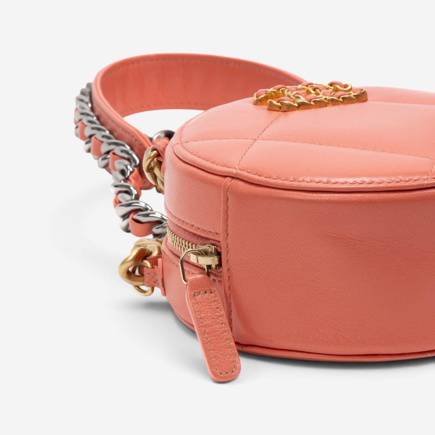 Chanel Pink Peach Lambskin Leather 19 Round Chain Mini Clutch GTU0742