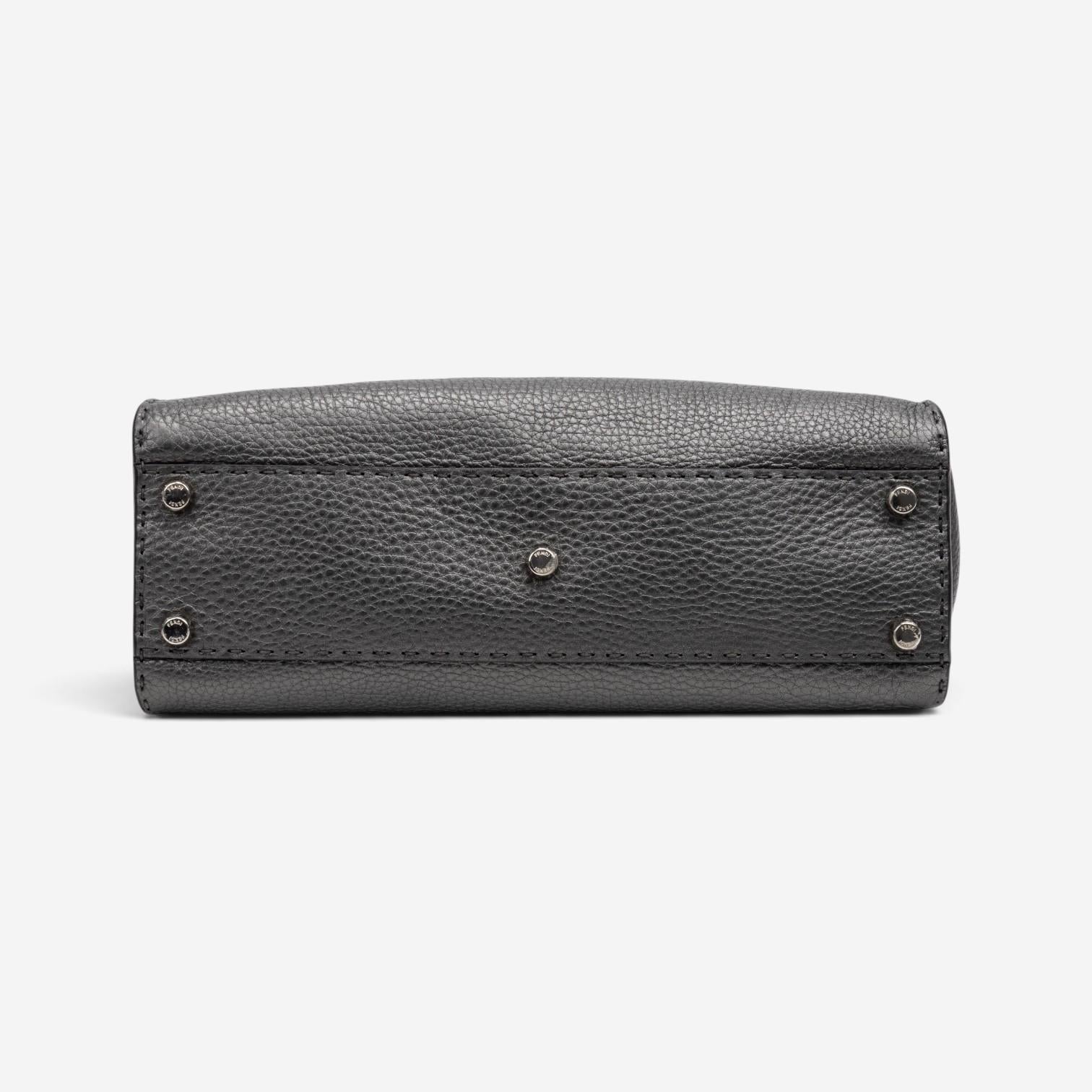 Fendi Peekaboo Grey/Silver Pebbled Calfskin Leather Medium Selleria Bag GTU0759