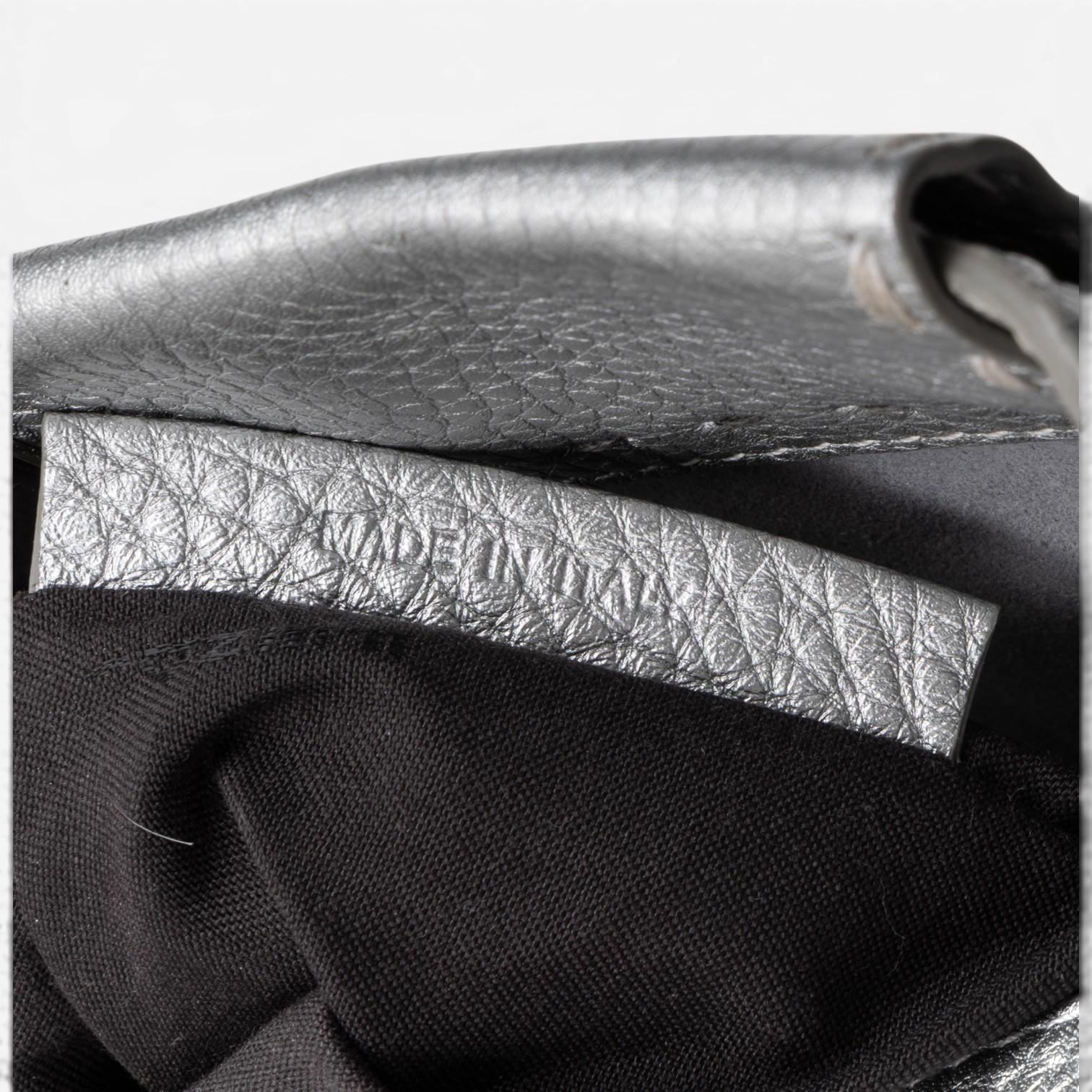 Fendi Peekaboo Grey/Silver Pebbled Calfskin Leather Medium Selleria Bag GTU0759