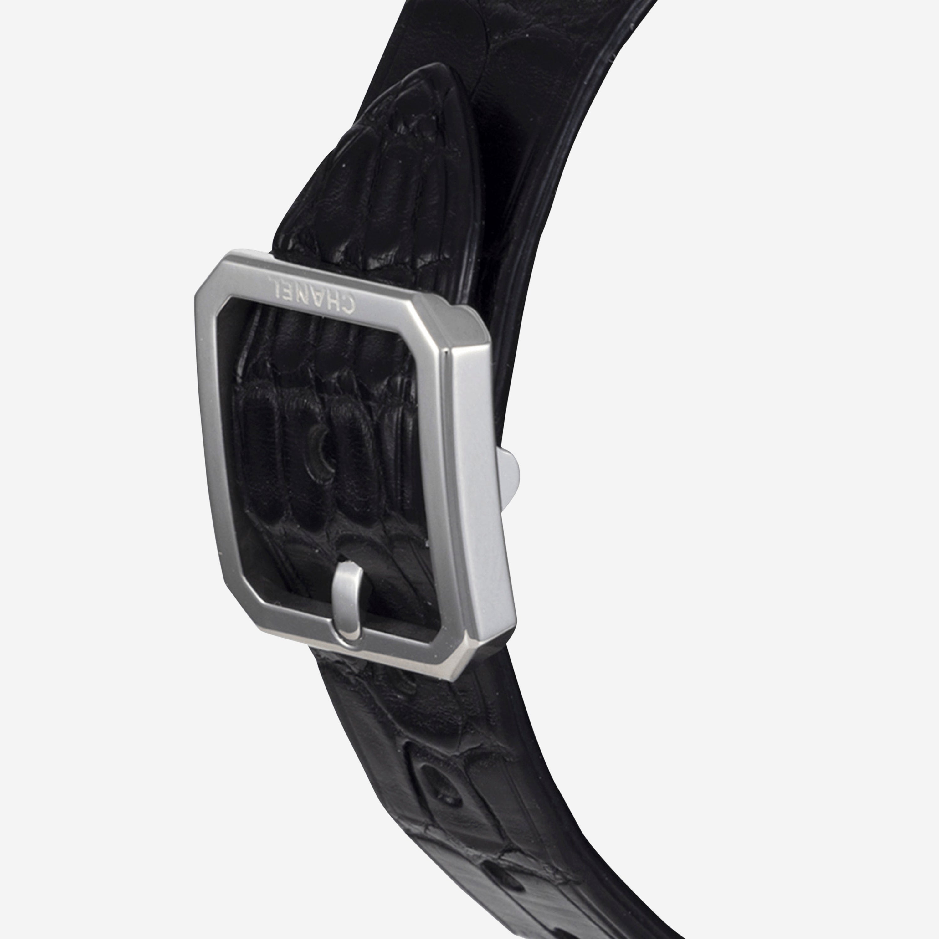 Chanel square online watch