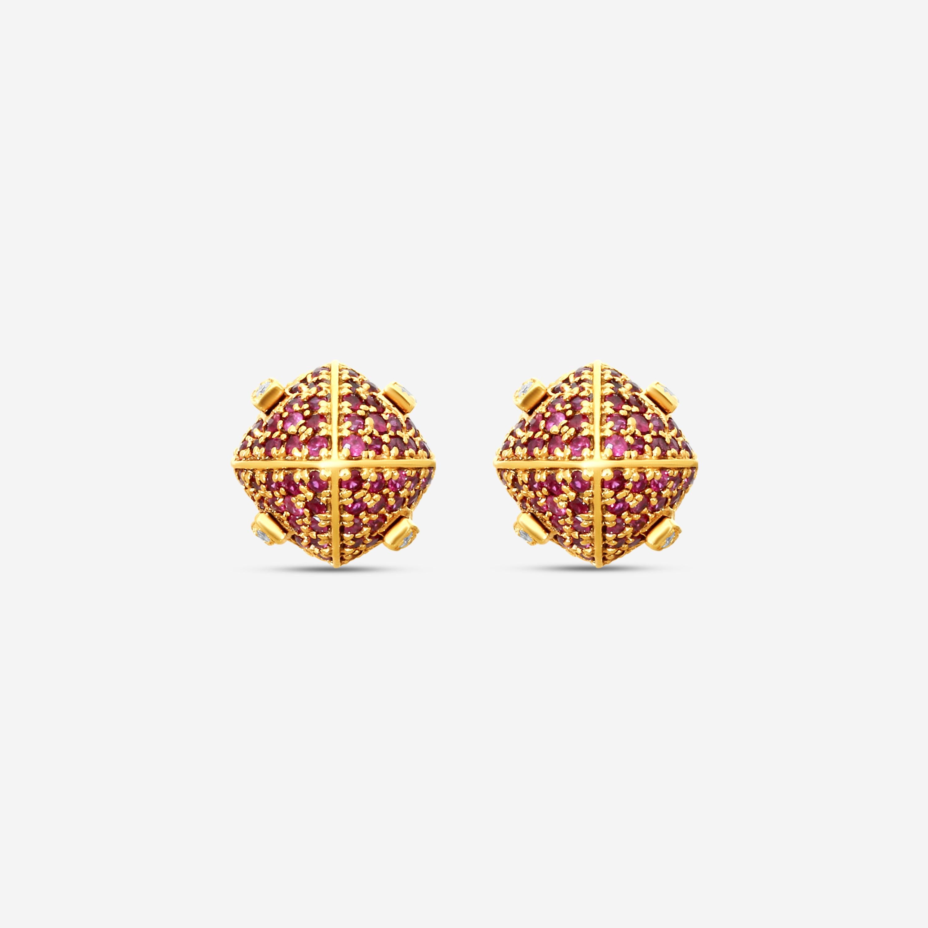 Goshwara 18K Yellow Gold Ruby and Diamond Stud Earrings JE0231-RU-Y