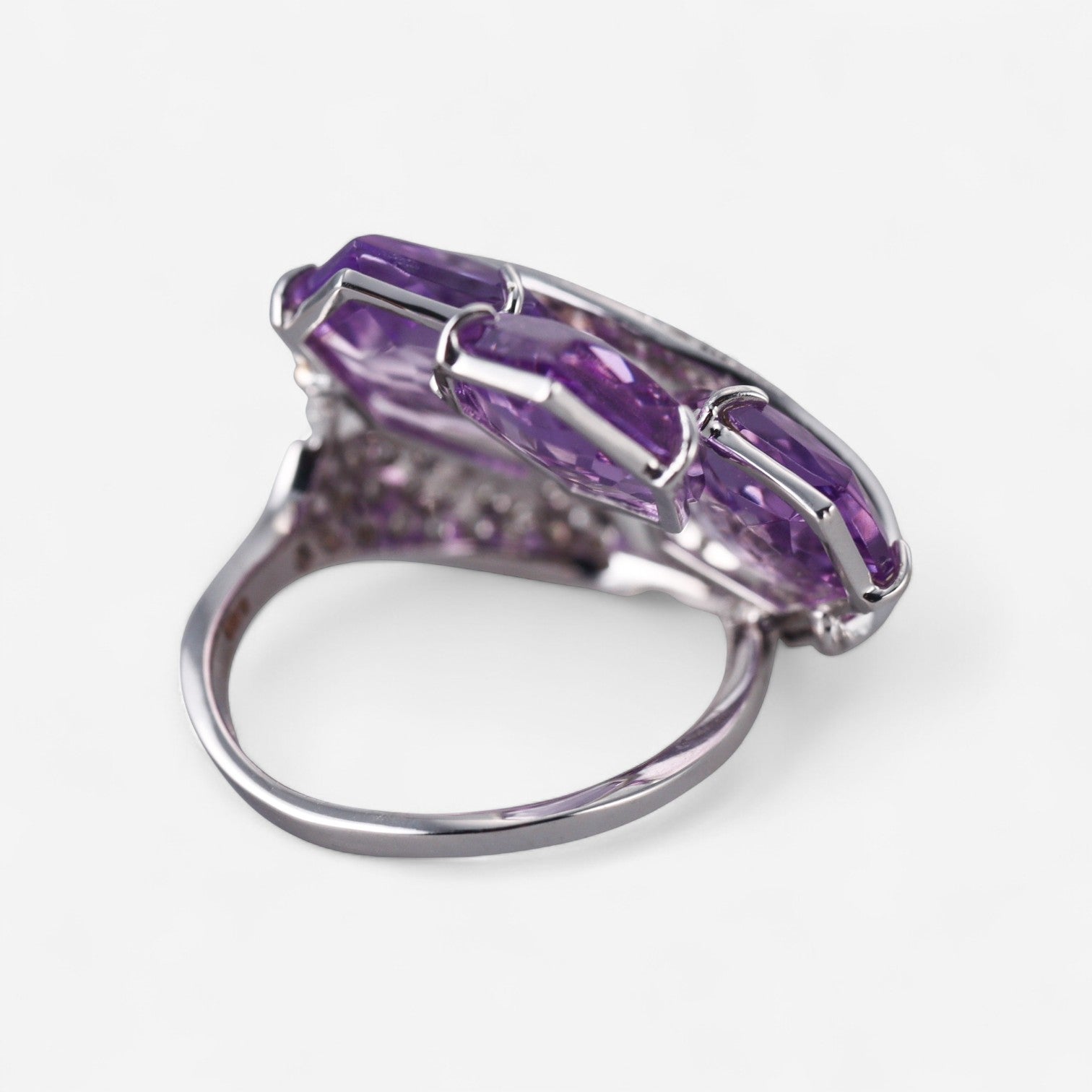Tavanti 18K White Gold Diamond & Amethyst Ring Sz. 7 JF-2989F-70
