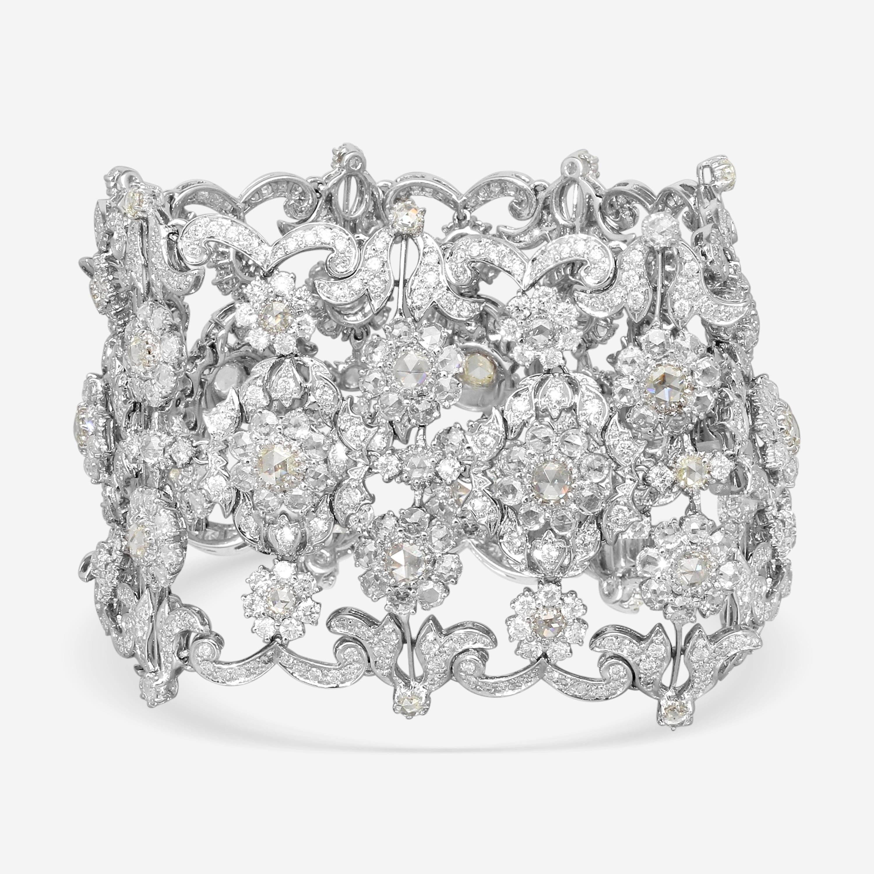 Diana M. Jewels 18K White Gold Diamond Flower Bracelet LB597-15