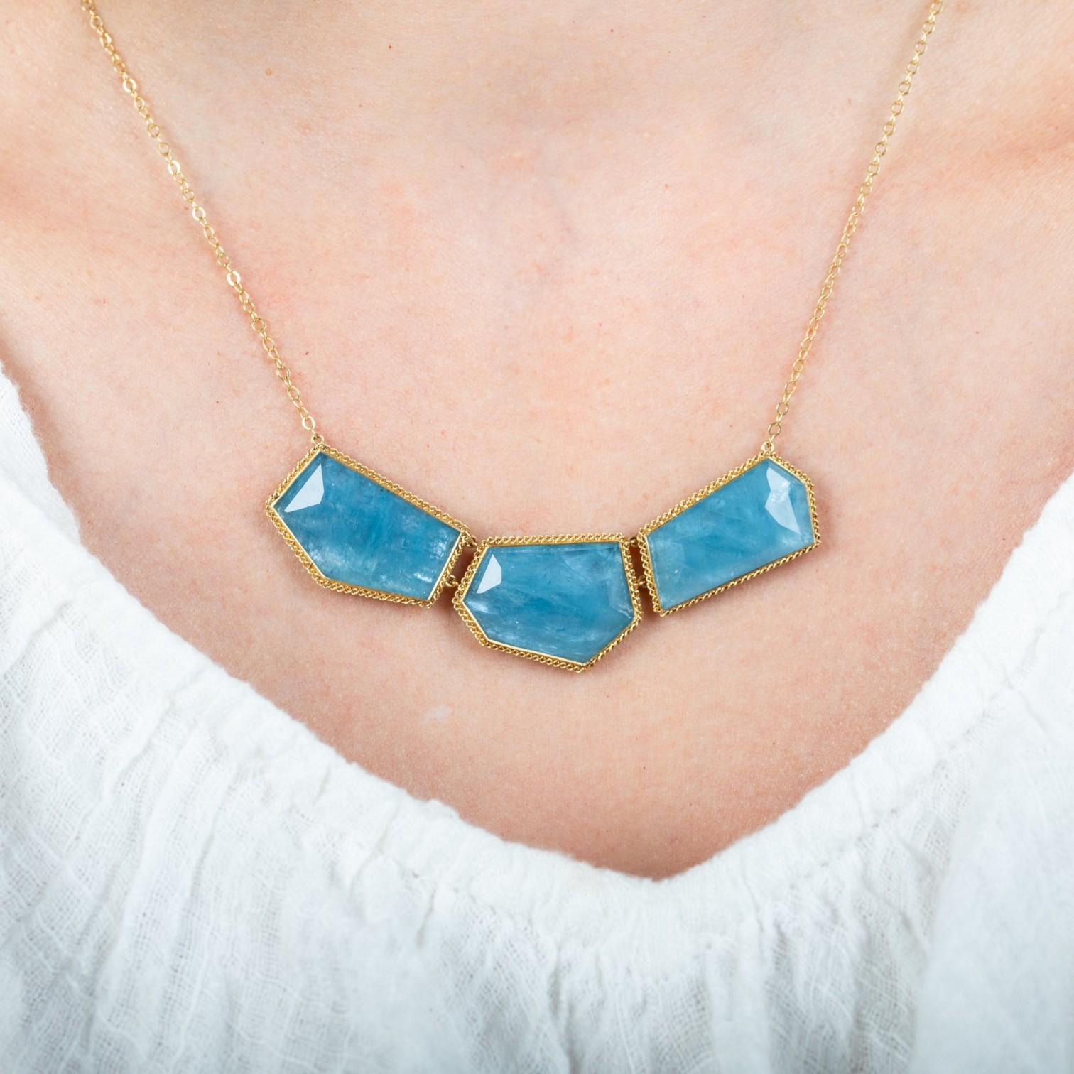 Amáli One of a Kind 18K Yellow Gold Aquamarine Necklace N-3050-AQ