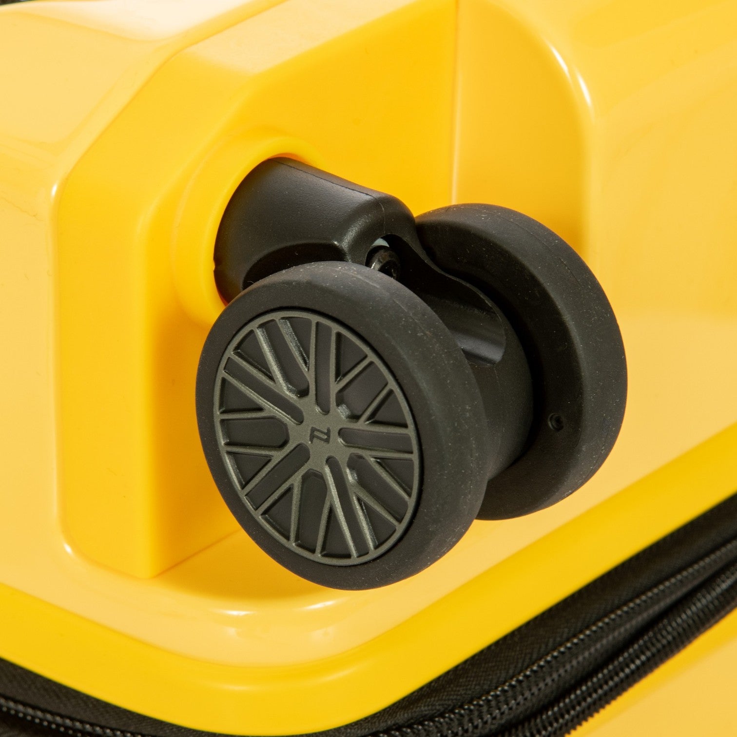 Porsche Design by Bric's Roadster Spinner 21
