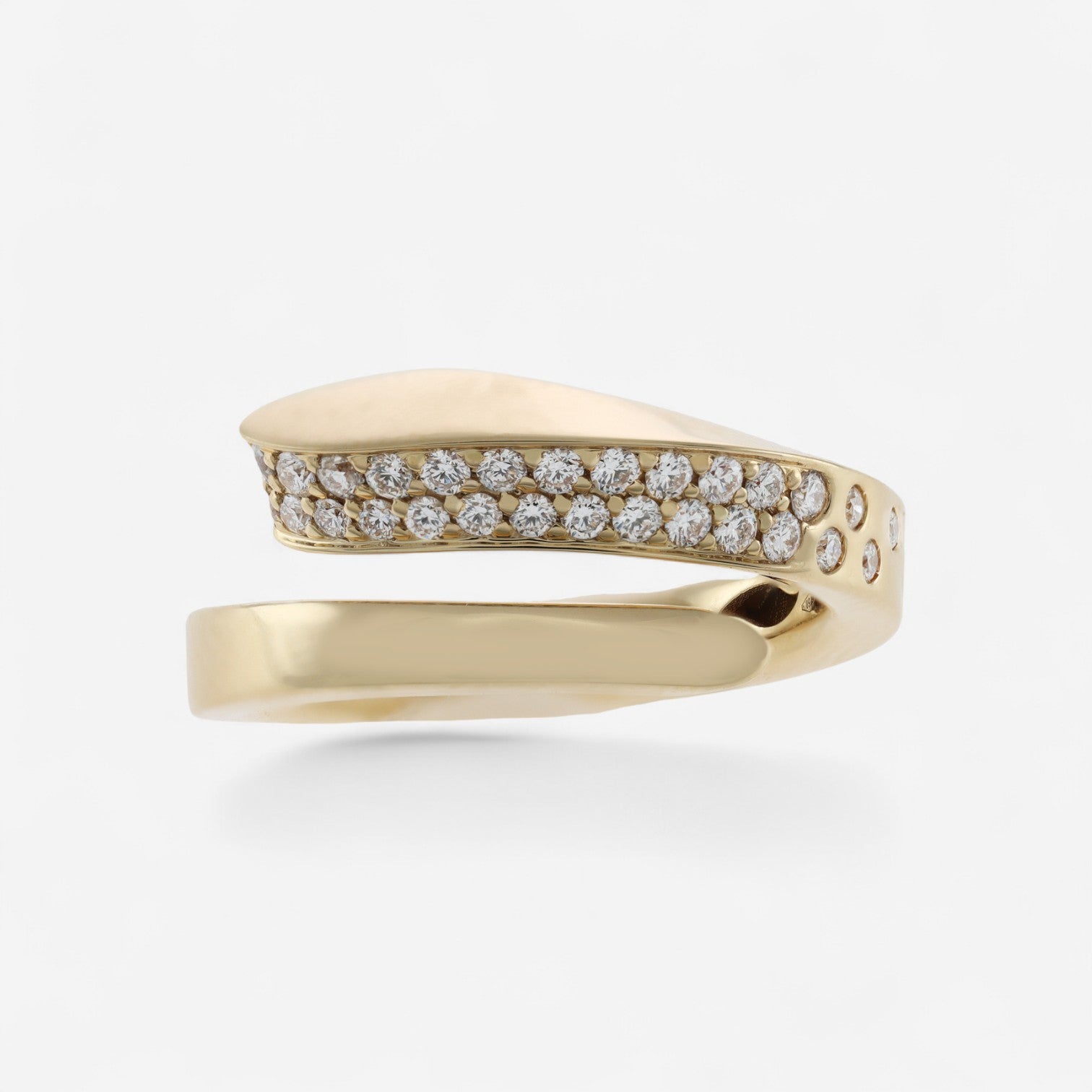 Crivelli 18K Yellow Gold Diamond Slim Ring Sz. 7 R0216E-7 - THE SOLIST