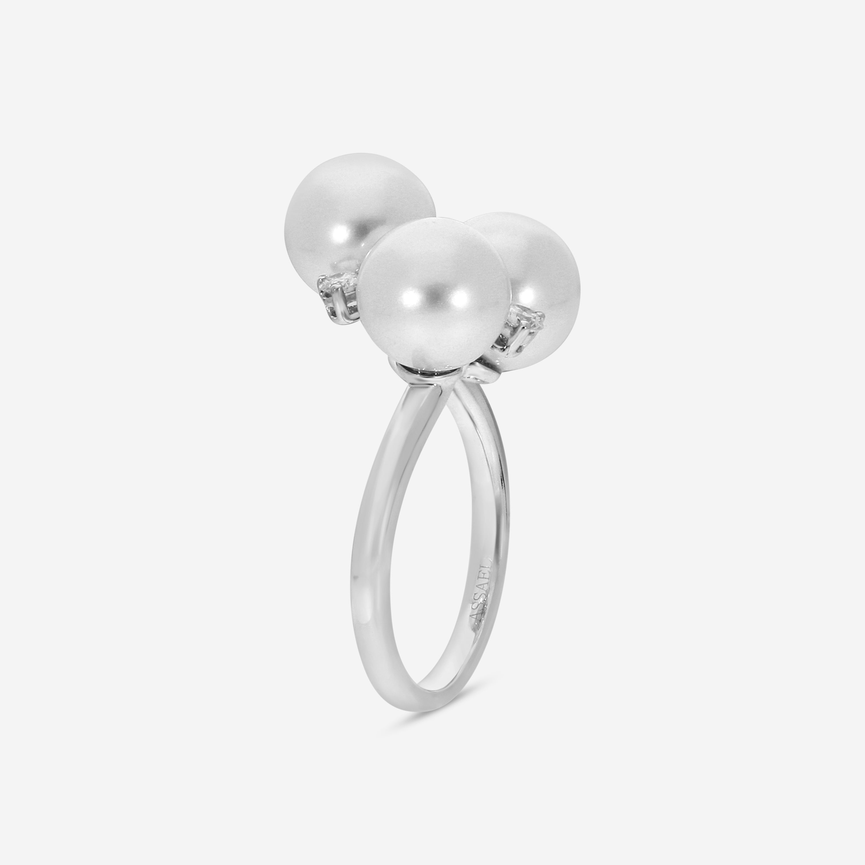 Assael 18K White Gold Diamond & Akoya Cultured Three Pearl Ring Sz. 6.5 R4305 - THE SOLIST